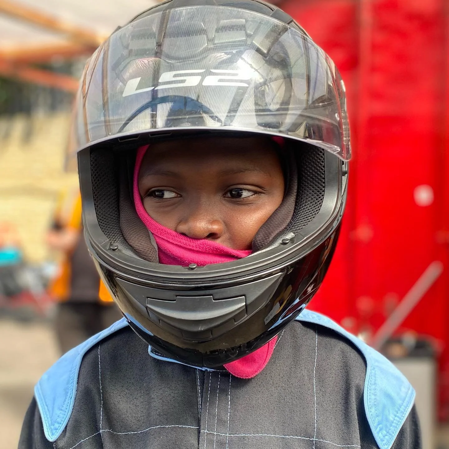 🏎&ldquo;Focus. Speed. I am speed&rdquo;🏎
. 
Thank you to @oasis_rtp for the opportunity to channel our inner @lewishamilton . 

Great little track you have by Larkhall Park. 10/10 would recommend 🤙🏾👌🏾

#speedislife #needforspeed #driftnation #k