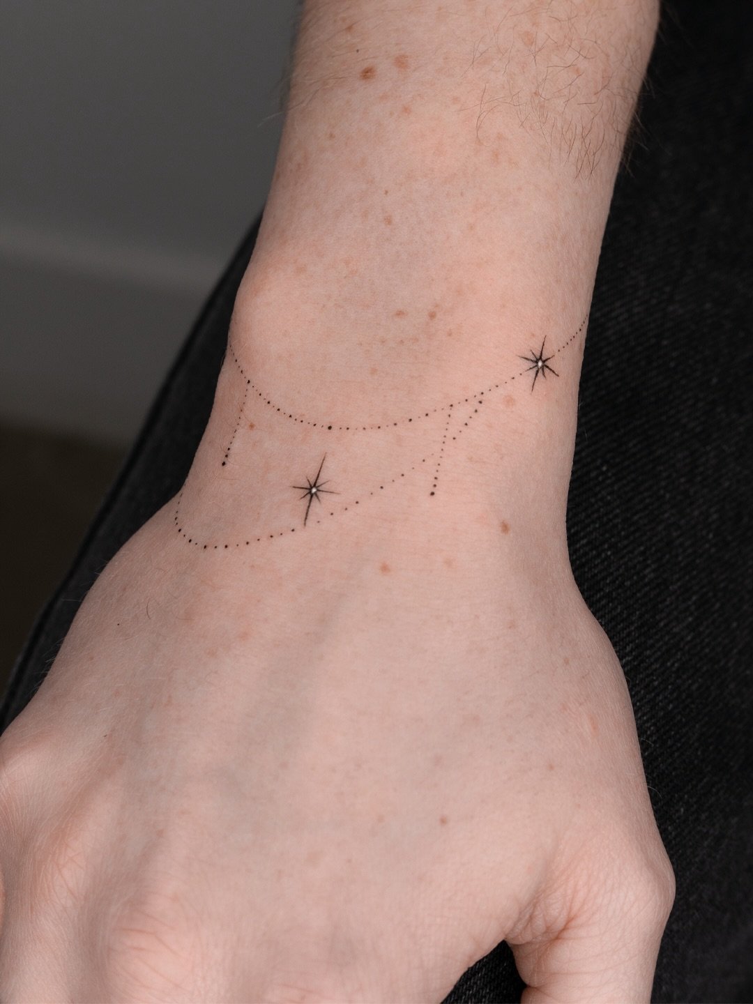 A few delicate pieces done over the past few weeks. Save this for your next tattoo idea &hearts;️

3-8Jan | @tattoo.aspen 🇺🇸 
DM to book ✉️
&mdash;&mdash;&mdash;&mdash;&mdash;&mdash;&mdash;&mdash;&mdash;&mdash;&mdash;&mdash;&mdash;&mdash;&mdash;&md