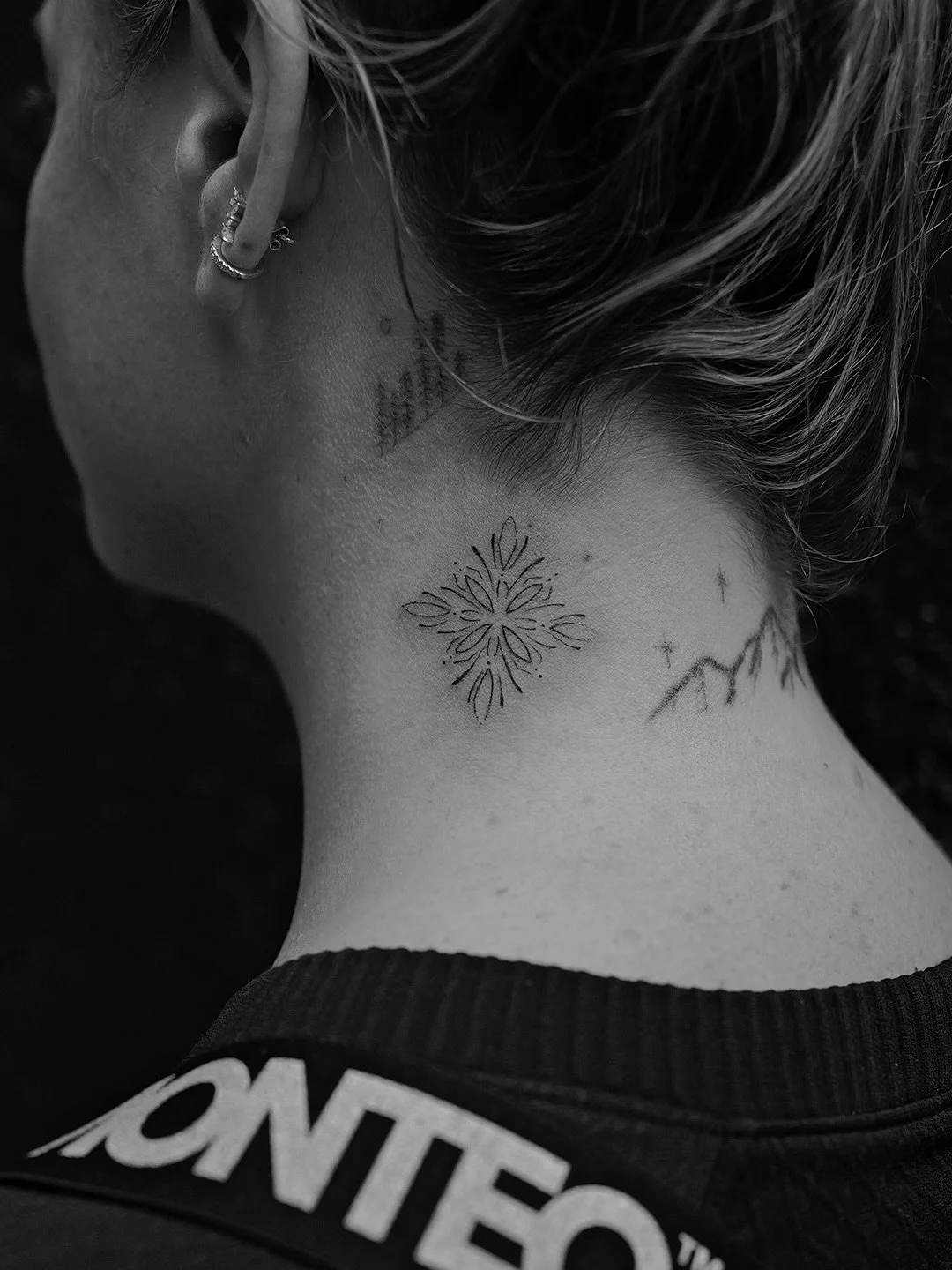 Ornamental ❄️ for @kelseysincick at @tattoo.aspen 

#tattooartist #finelinetattoo #tattoosbyluca #aspen #finelinetattooartist