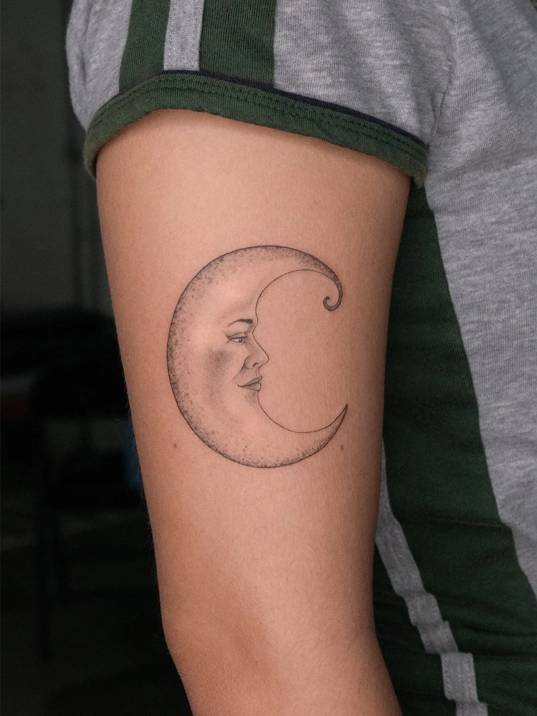 🌜✨ for @niamhmoodie_ 

Save this for your next tattoo idea.
Books Open ➜ @themanchestersocial 
&mdash;&mdash;&mdash;&mdash;&mdash;&mdash;&mdash;&mdash;&mdash;&mdash;&mdash;&mdash;&mdash;&mdash;&mdash;&mdash;&mdash;&mdash;&mdash;&mdash;&mdash;&mdash;