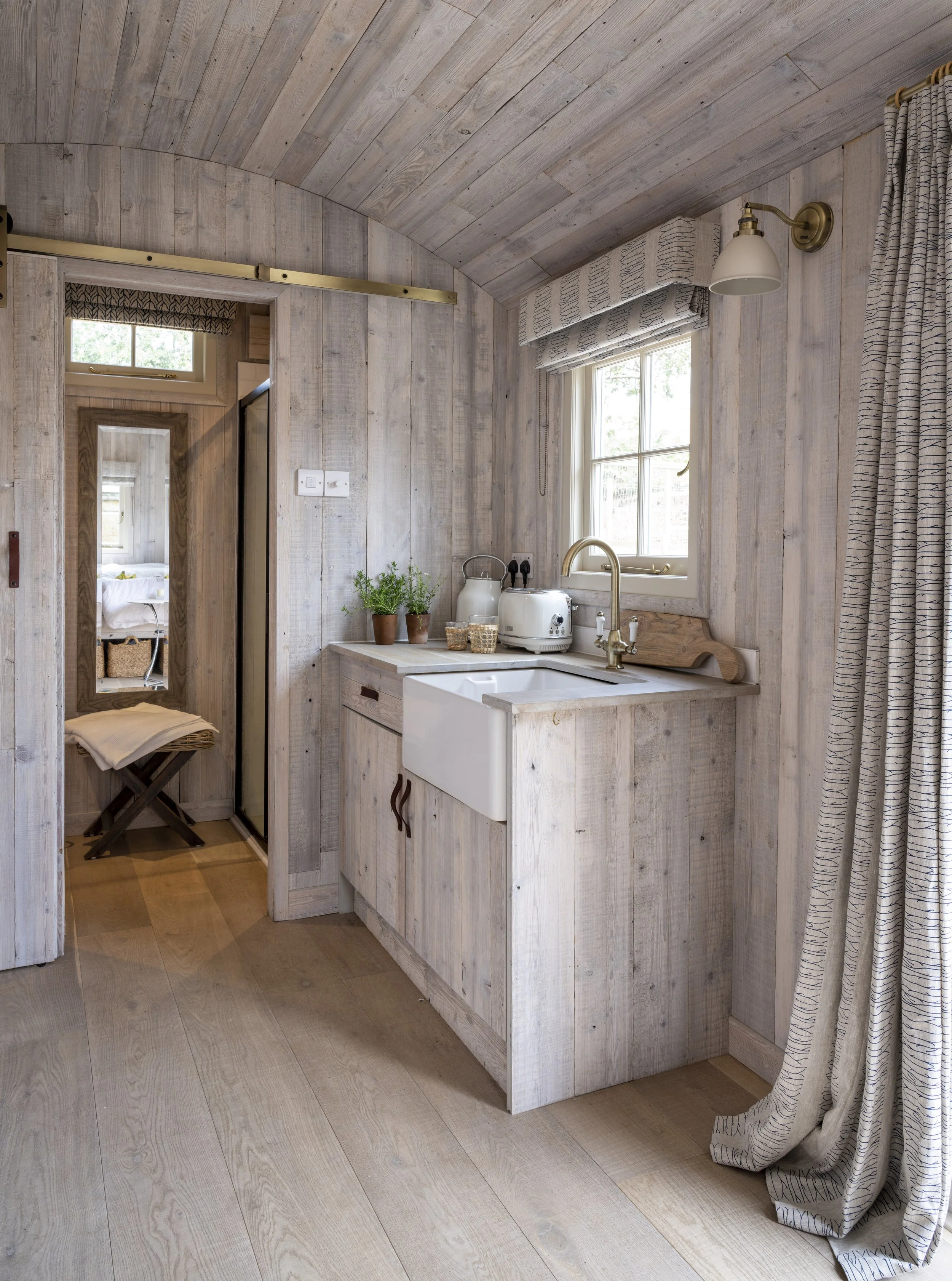 304193519_Andrew Crowley_Garden Rooms.jpg