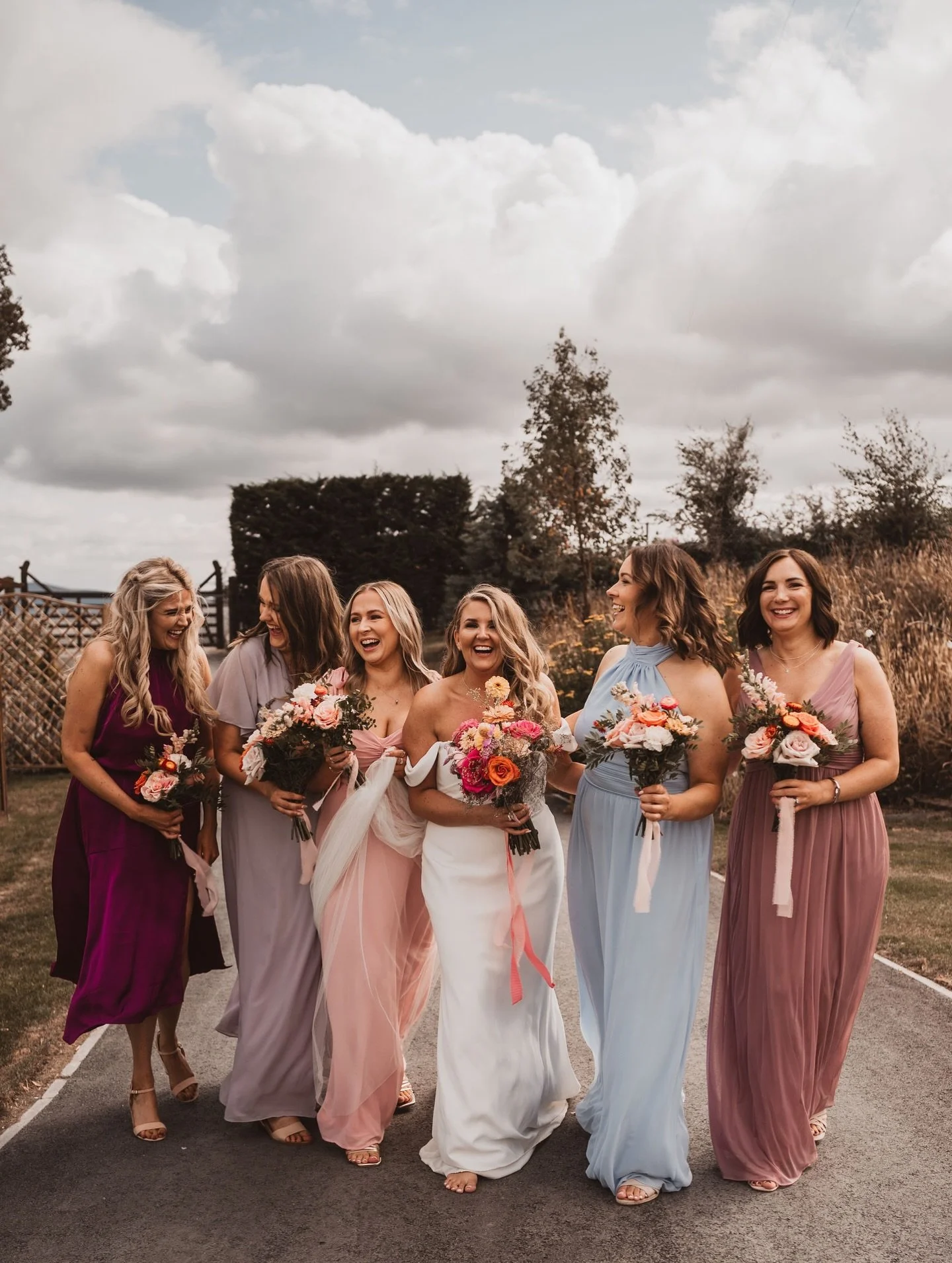 Georgina + her gorgeous bridesmaids in the Summer in the Welsh countryside 🥰 

Hair @emilyatblu 
Flowers @thevintagehousethatcould 
Video @morganlewisfilms 
Dress @alongcameevebridal 
Dress designer @enzoani 
Bridesmaids dresses: @sixstories 

#brid