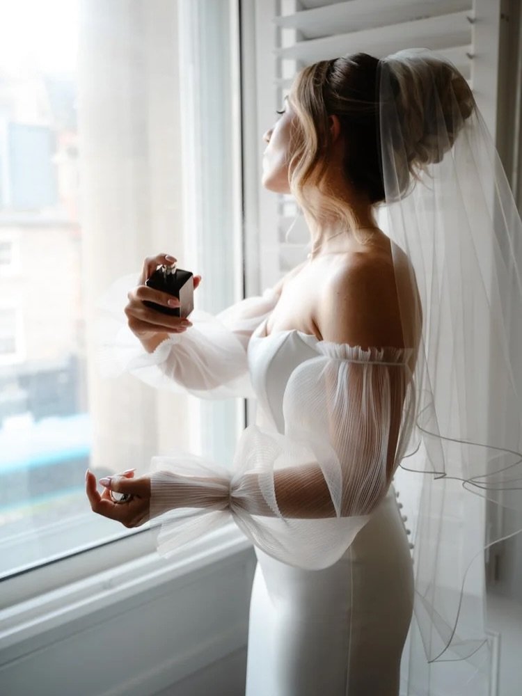 Bride prep with Celia &amp; her lovely family 🤍

Videographer - @baseaurafilms 
Hairdresser: @hairbybethansteers 
Make-up: @emmaseatreemakeup / @oramakeup 
Band &amp; DJ: @rocknsoulers 
Cake: Johanna Moloney @caketasticm24 
wedding dress supplier: @