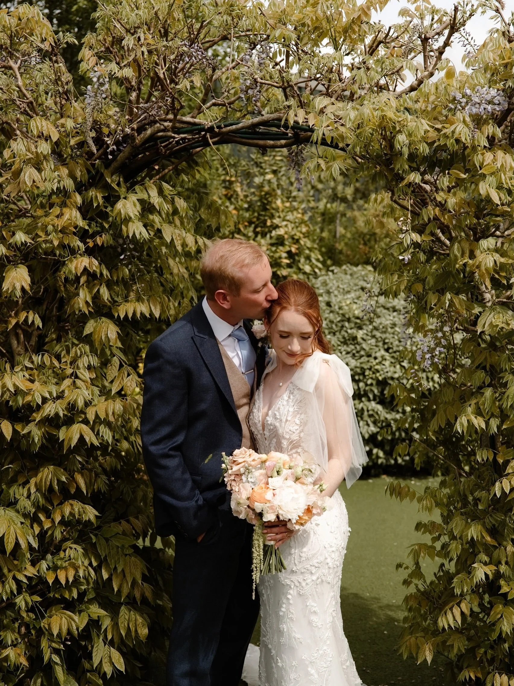 What a beautiful day for Ashleigh + Marchal with the most beautiful flowers (put together by the lovely bride herself; a very talented florist 🥰) 🤍 

Dress @lulubrownsbridal 
Designer @bylillianwest 
Suits @whitfieldandward 
Makeup @byoliviamagee 
