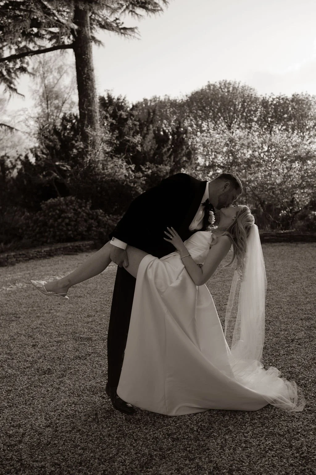 Amelia&Louis-1070.jpg