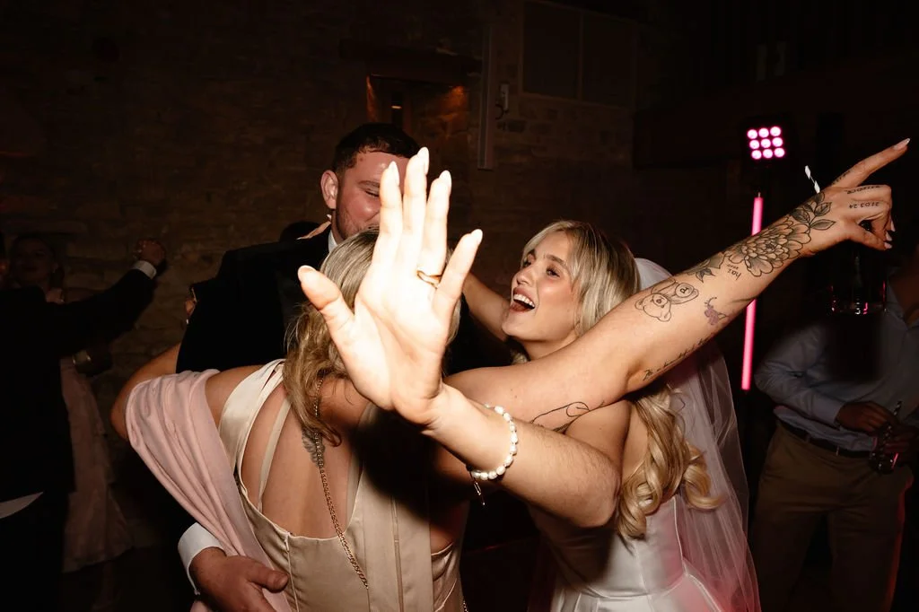 Amelia&Louis-1180.jpg