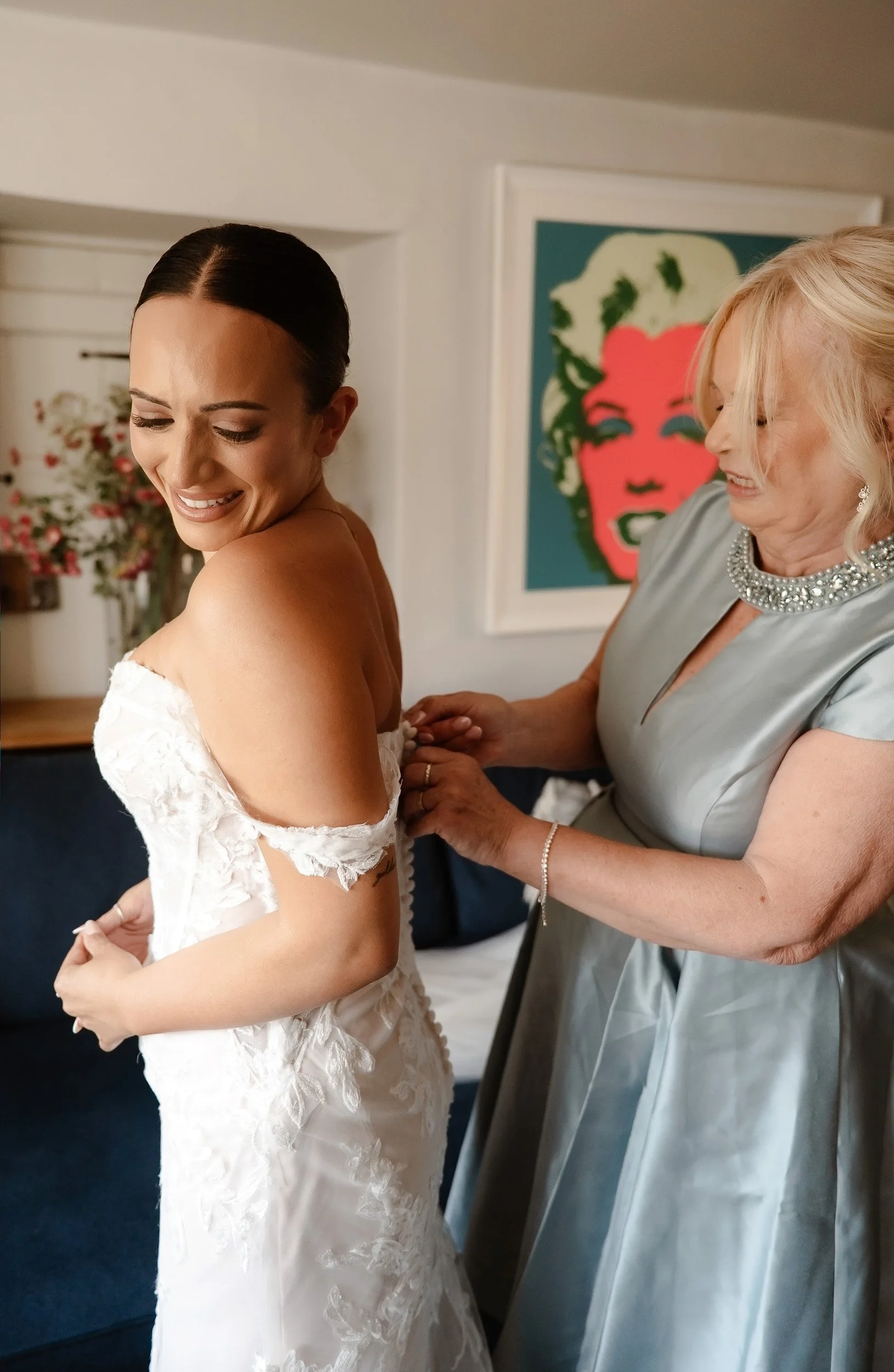 Summer Cotswolds Wedding-10.jpg
