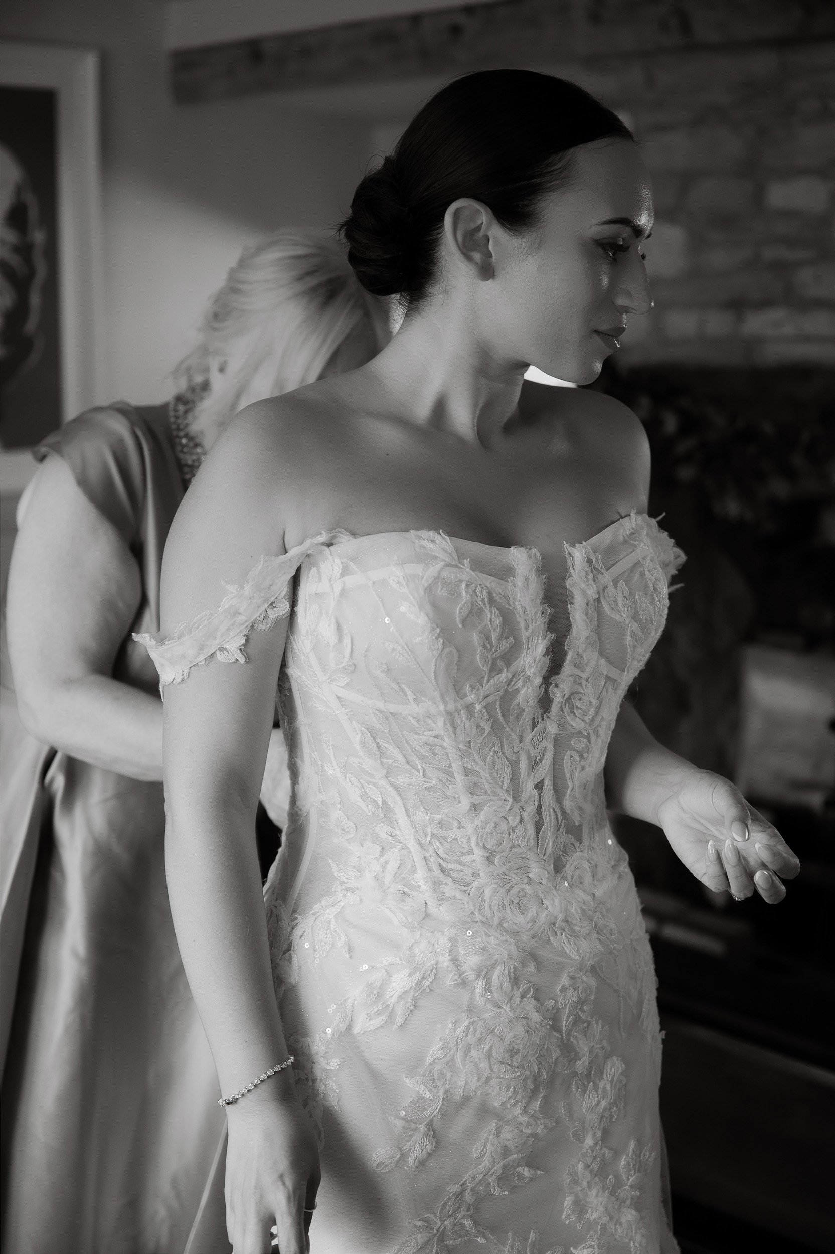 Summer Cotswolds Wedding-12.jpg
