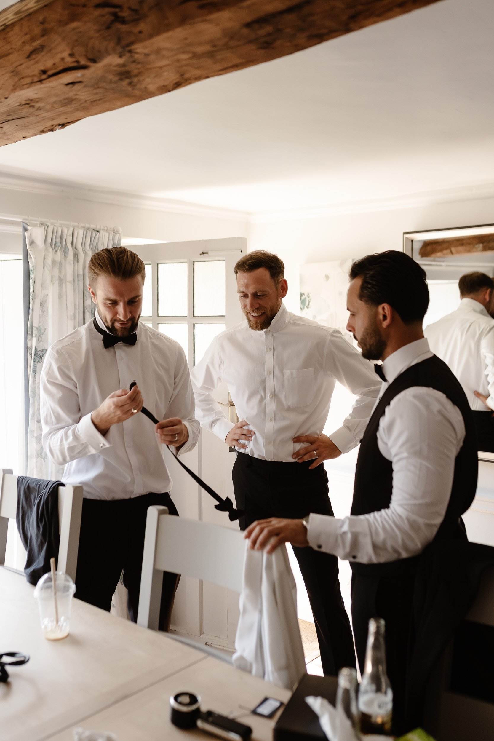 Summer Cotswolds Wedding-21.jpg