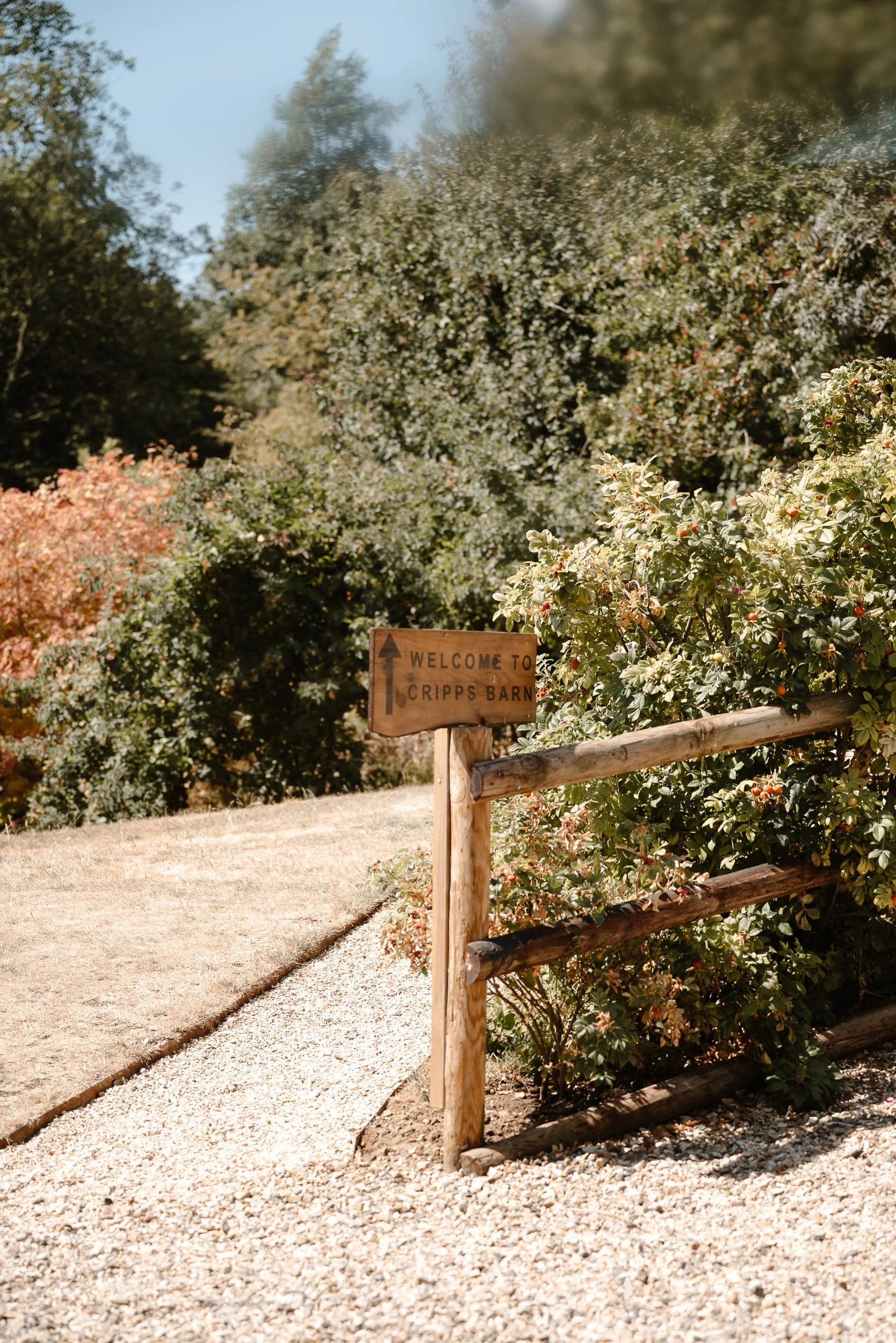 Summer Cotswolds Wedding-25.jpg