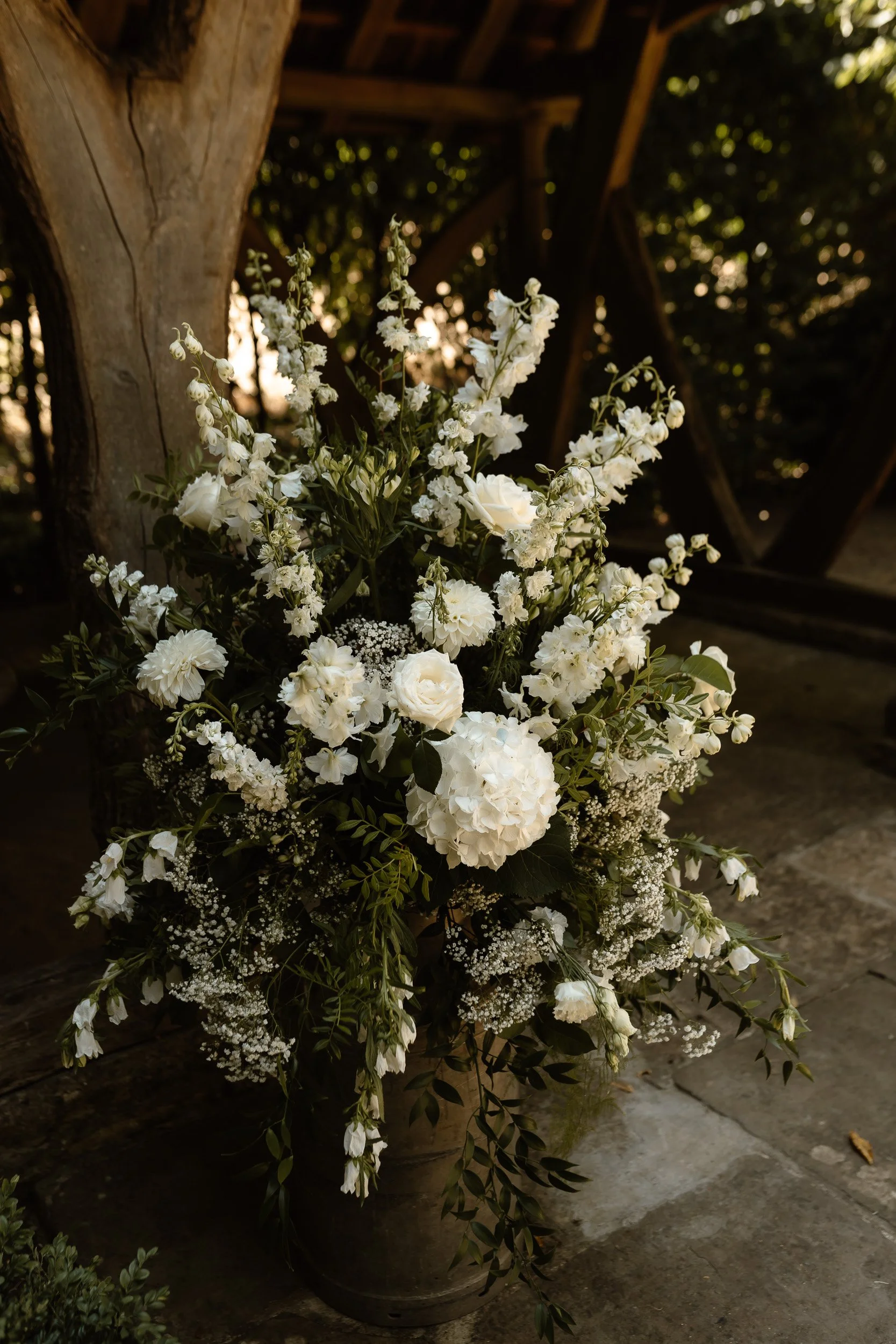 Summer Cotswolds Wedding-31.jpg