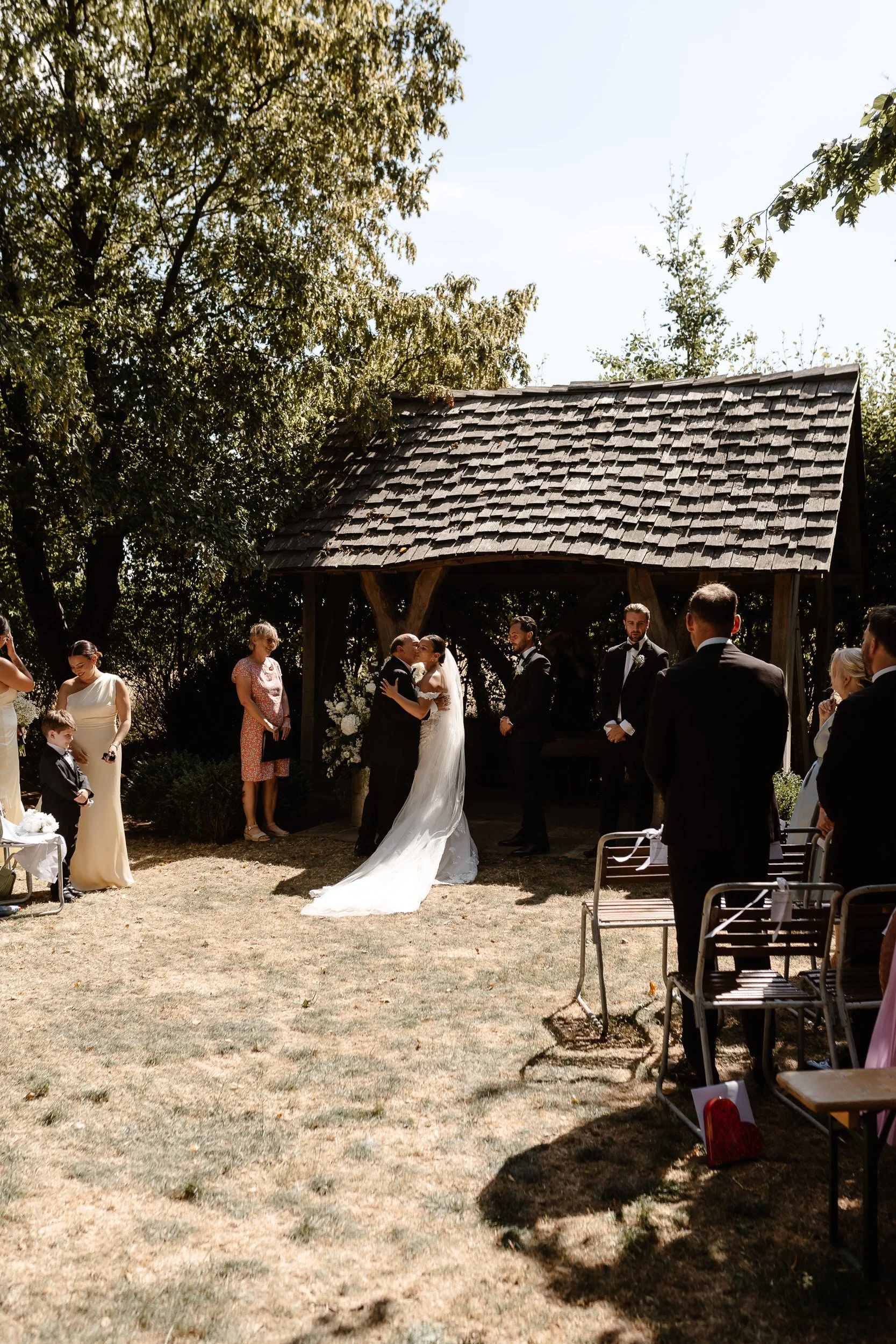 Summer Cotswolds Wedding-54.jpg