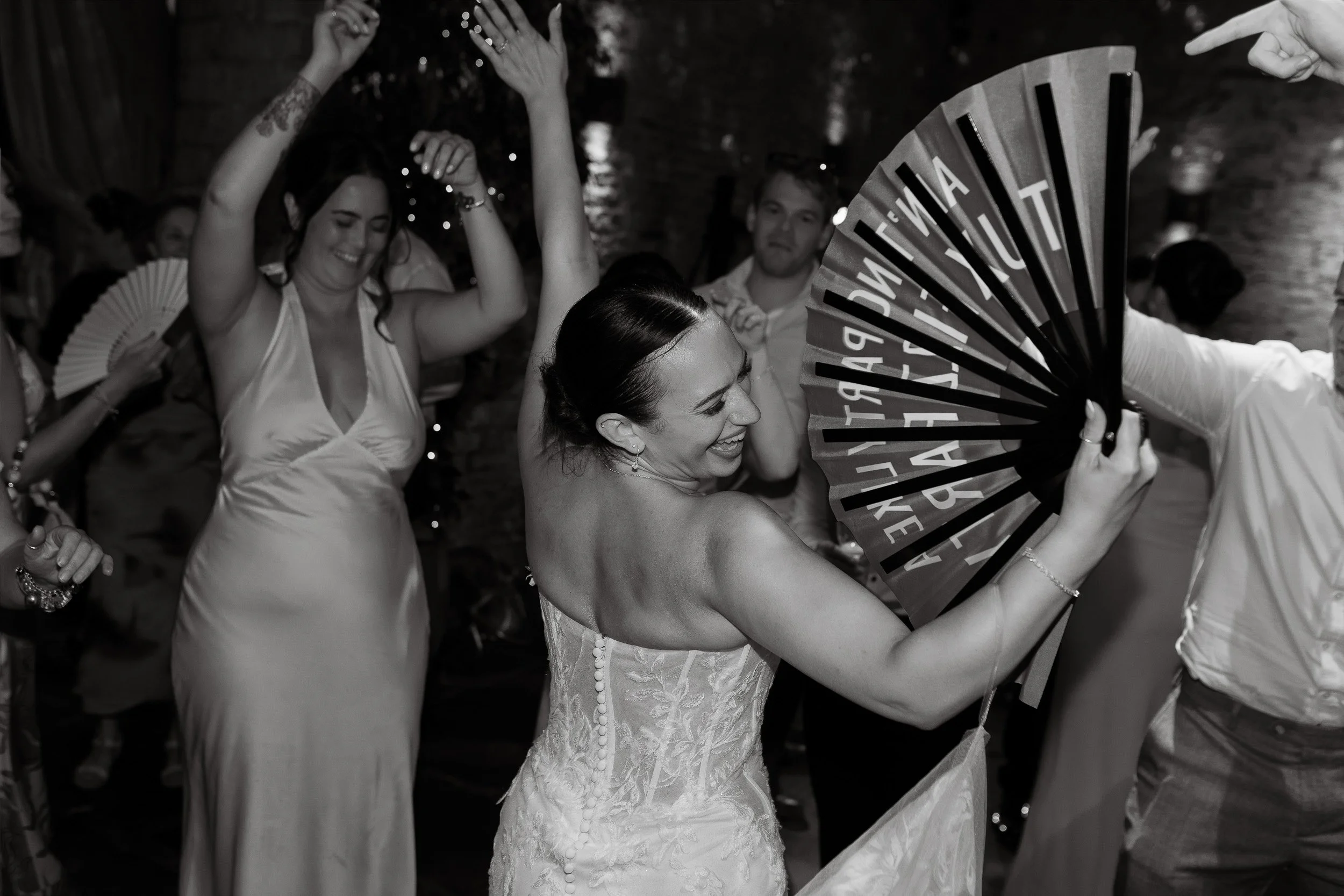 Summer Cotswolds Wedding-197.jpg