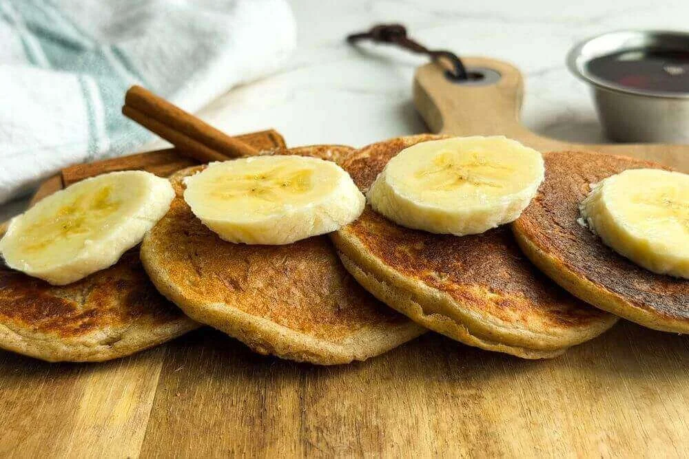High-Protein Dairy Breakfast: Cottage Cheese Banana Pancakes