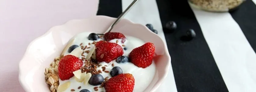 Does Yogurt Have Lactose? Yogurt and Lactose Intolerance