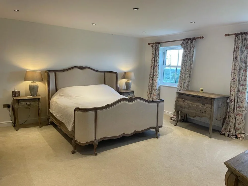 King-size bedroom at Foxhall Farm