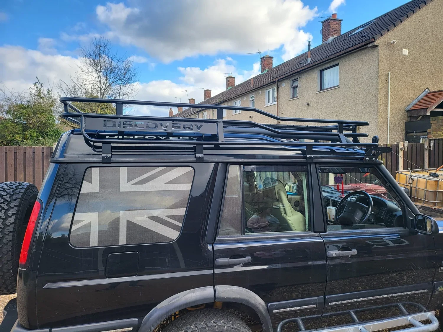 discovery-2-expedition-rack-mcb4x4-42.webp
