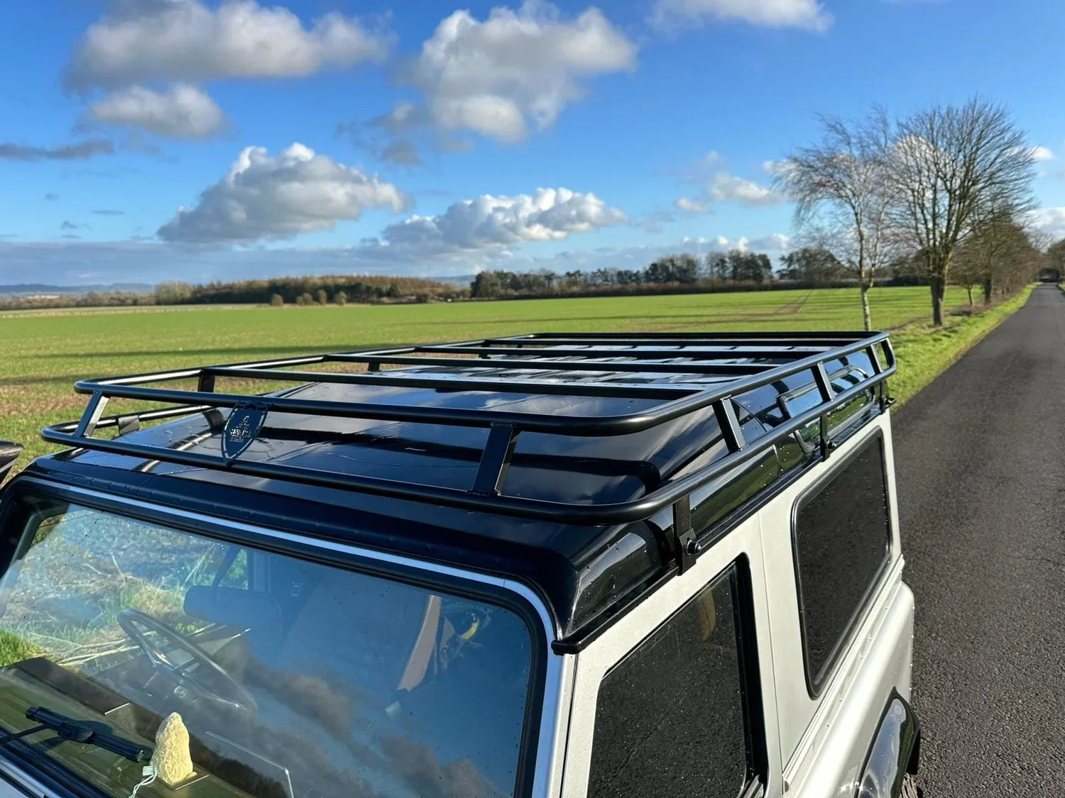defender-90-flat-rack-mcb4x4-60.webp