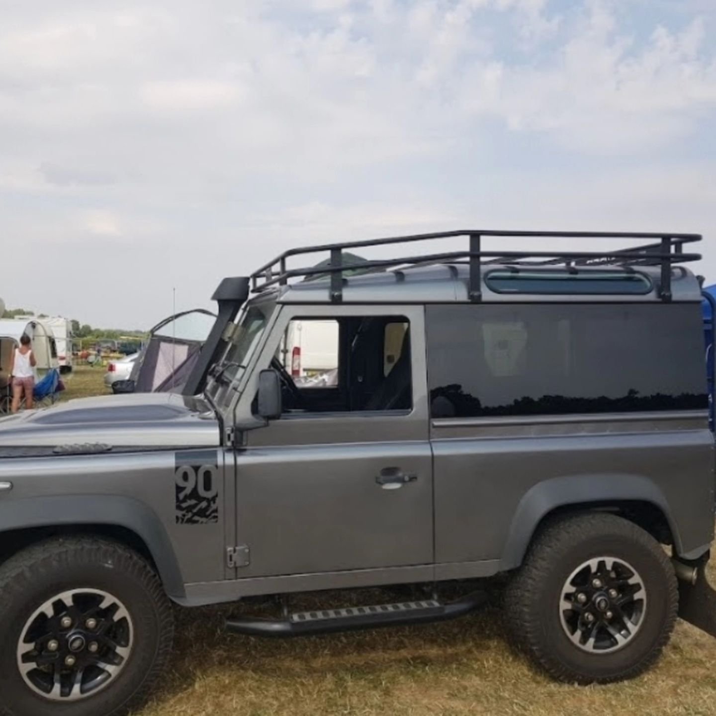 Something a little different ✨️
#roofrack #mcb4x4 #defenderlove #defenderjam #landrover #expedition