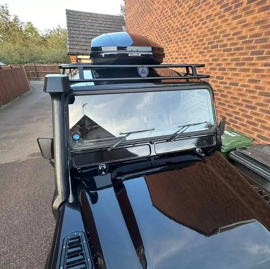 defender-90-flat-rack-mcb4x4-57.webp