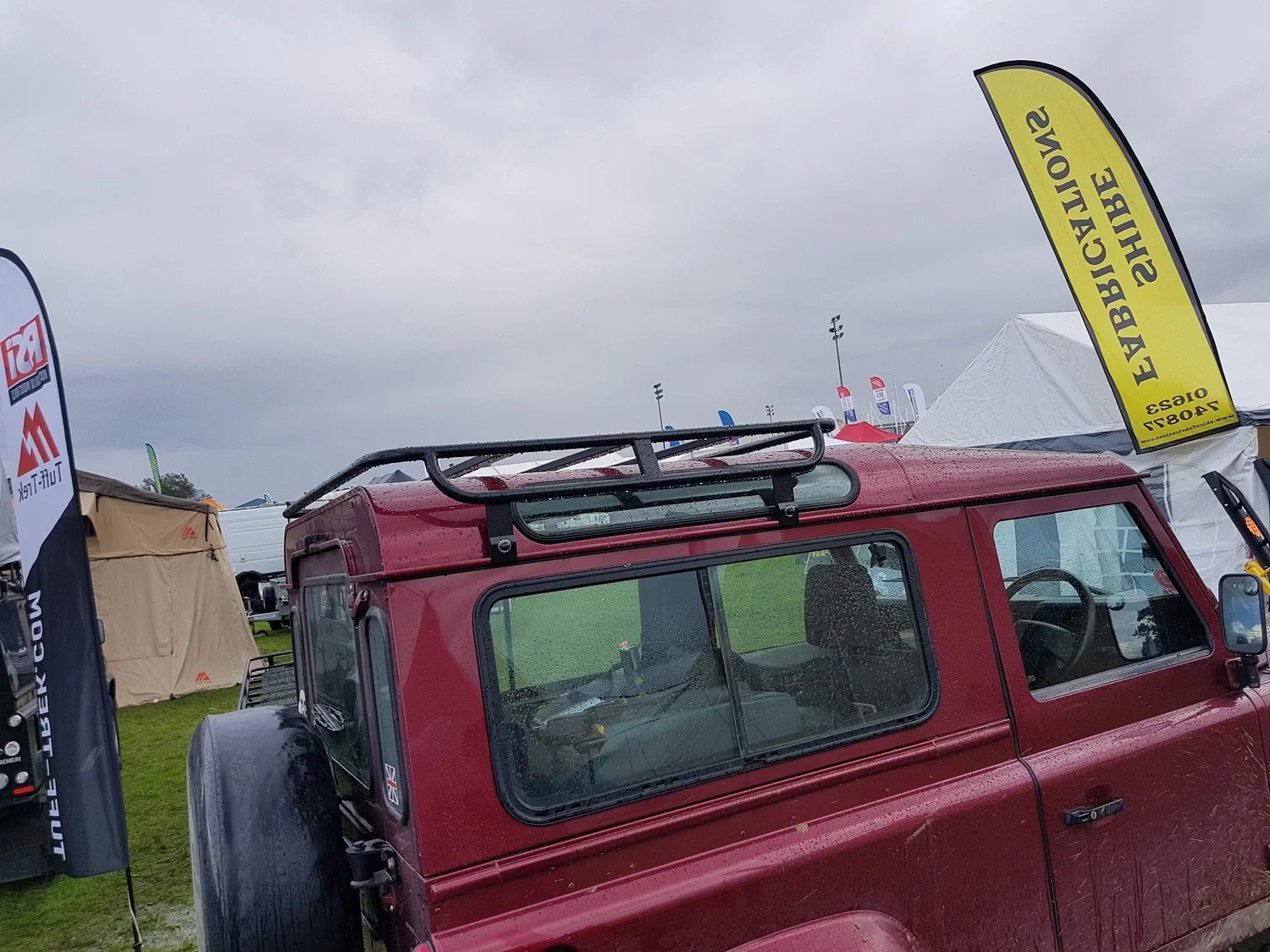 defender-90-tent-rack-mcb4x4-44.webp
