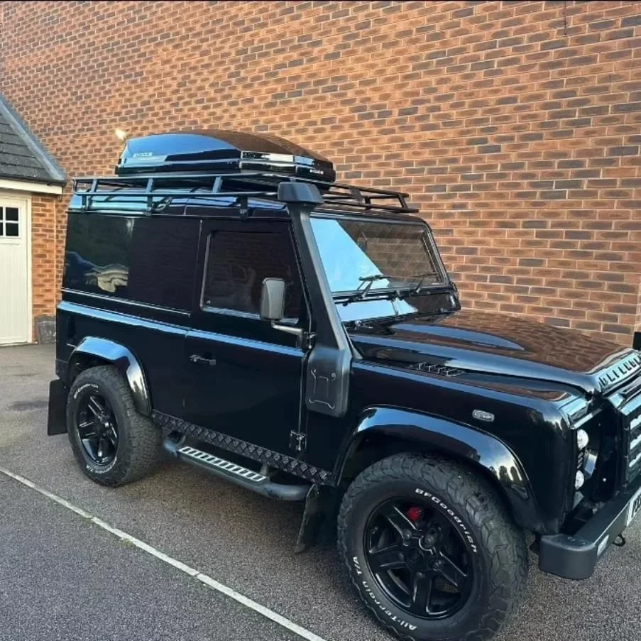 defender-90-flat-rack-mcb4x4-46.webp
