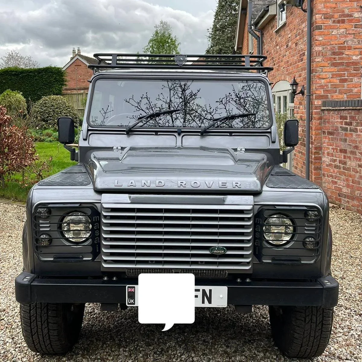 defender-110-flat-rack-mcb4x4-83.webp