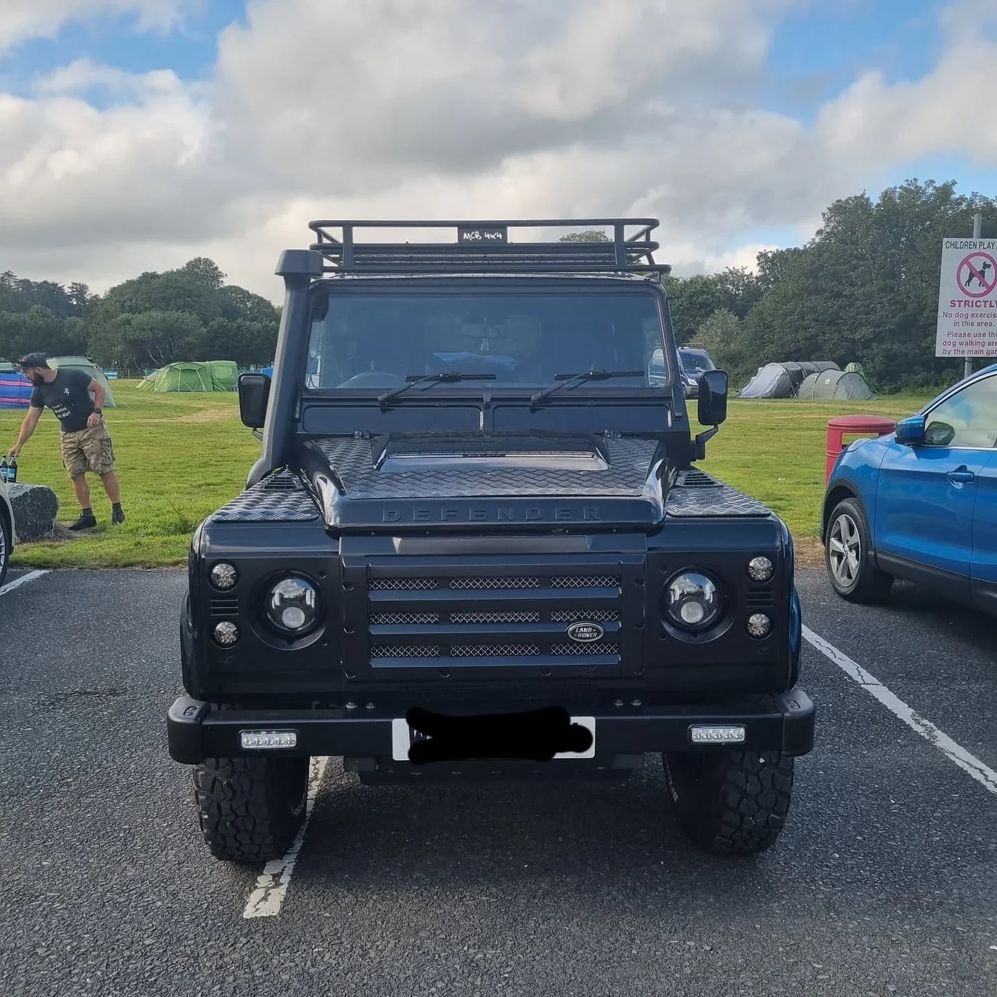 defender-90-expedition-rack-mcb4x4-64.webp