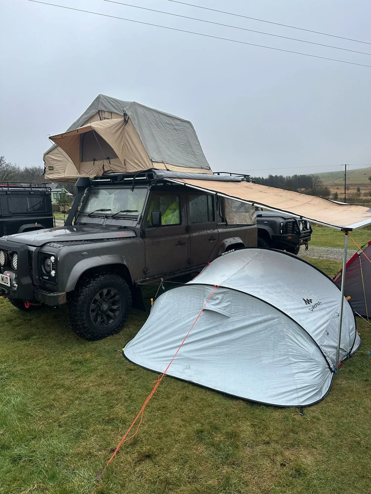 defender-110-flat-rack-crew-cab-mcb4x4-74.webp
