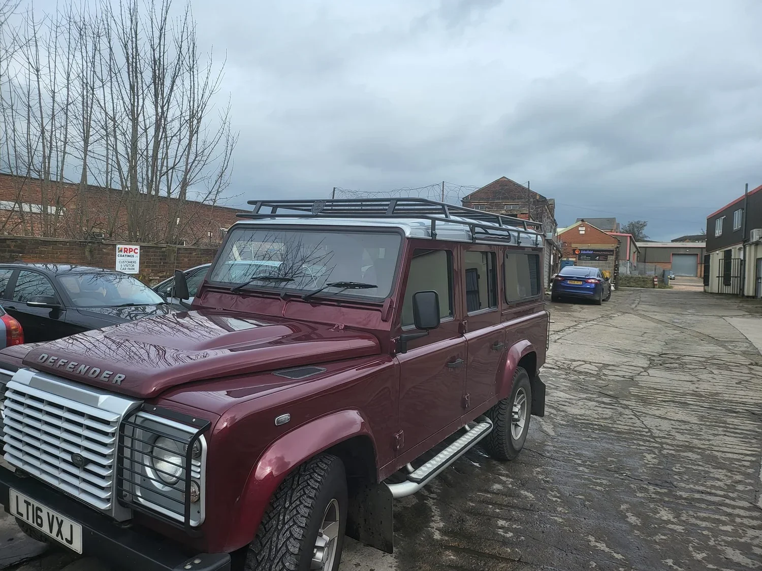 defender-110-flat-rack-mcb4x4-86.webp