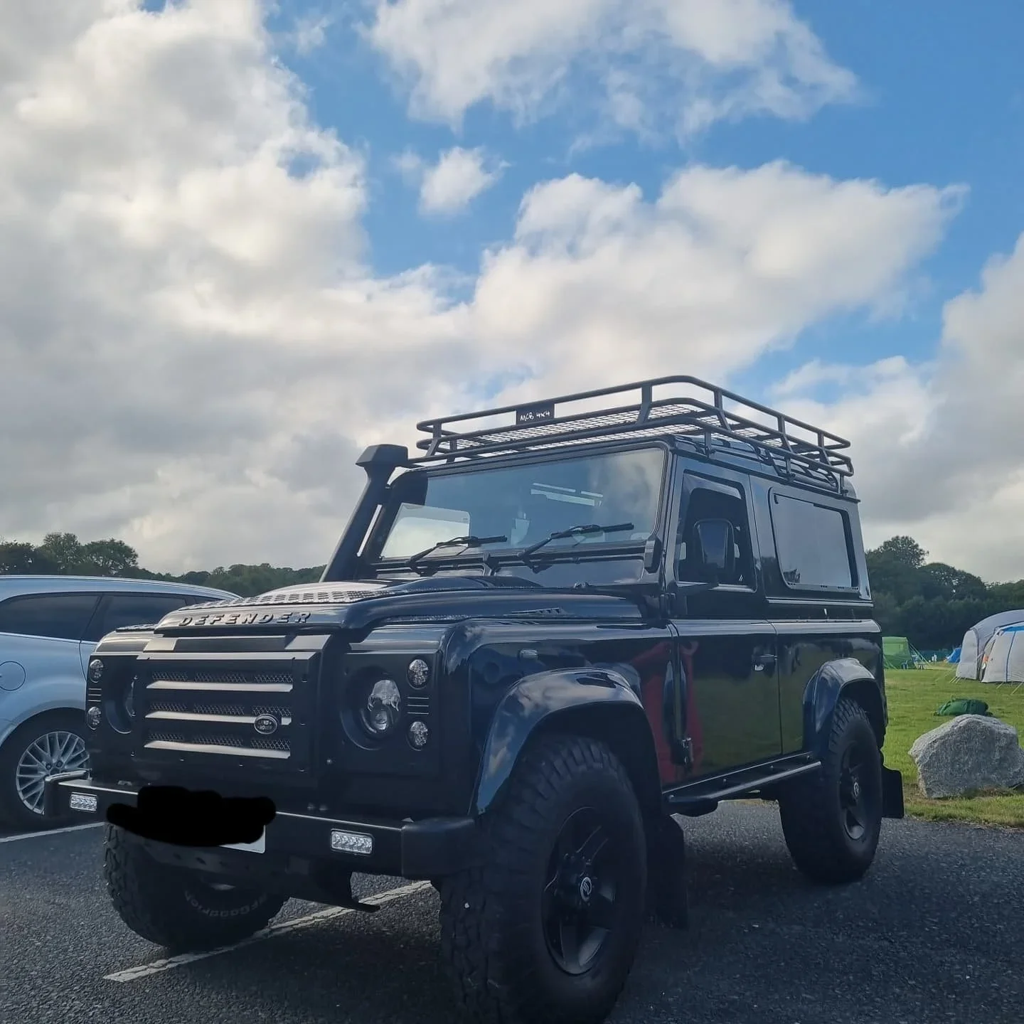 defender-90-expedition-rack-mcb4x4-62.webp