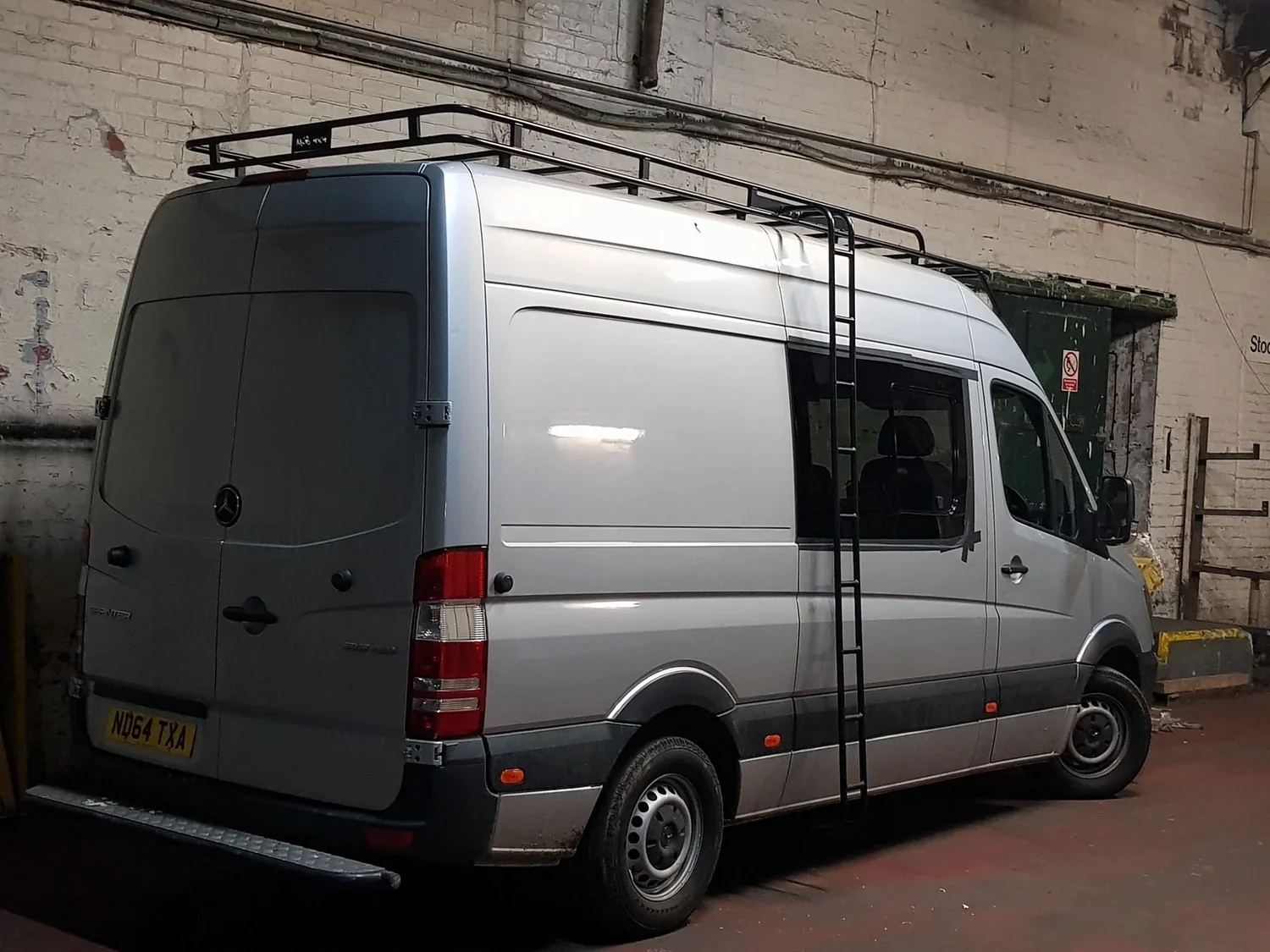 crafter-expedition-rack-mcb4x4-16.webp