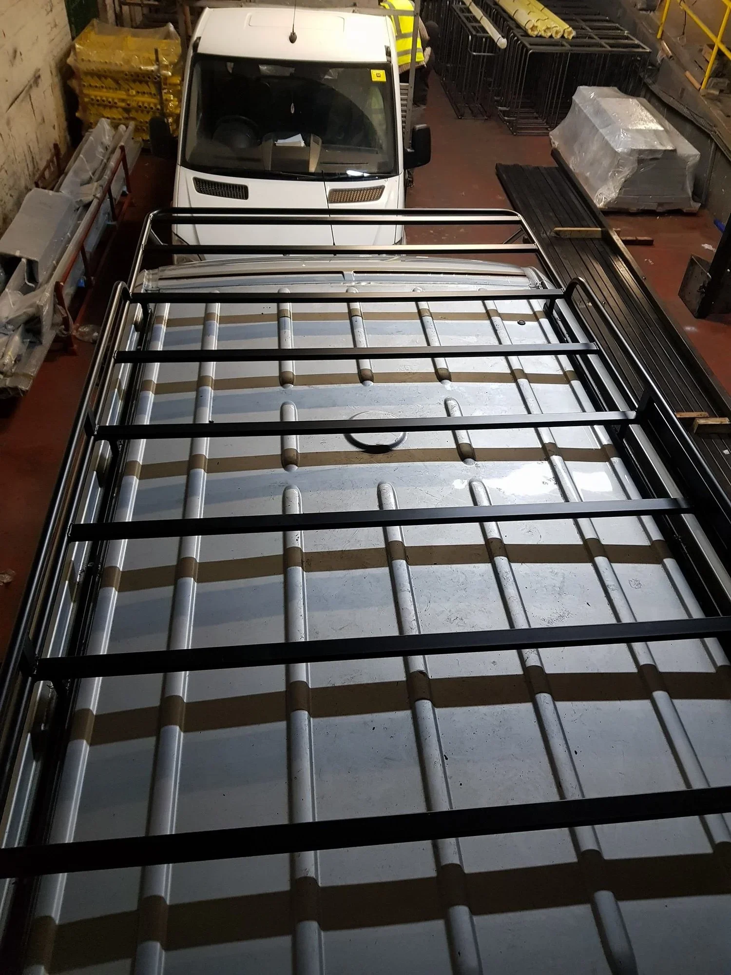 crafter-expedition-rack-mcb4x4-18.webp