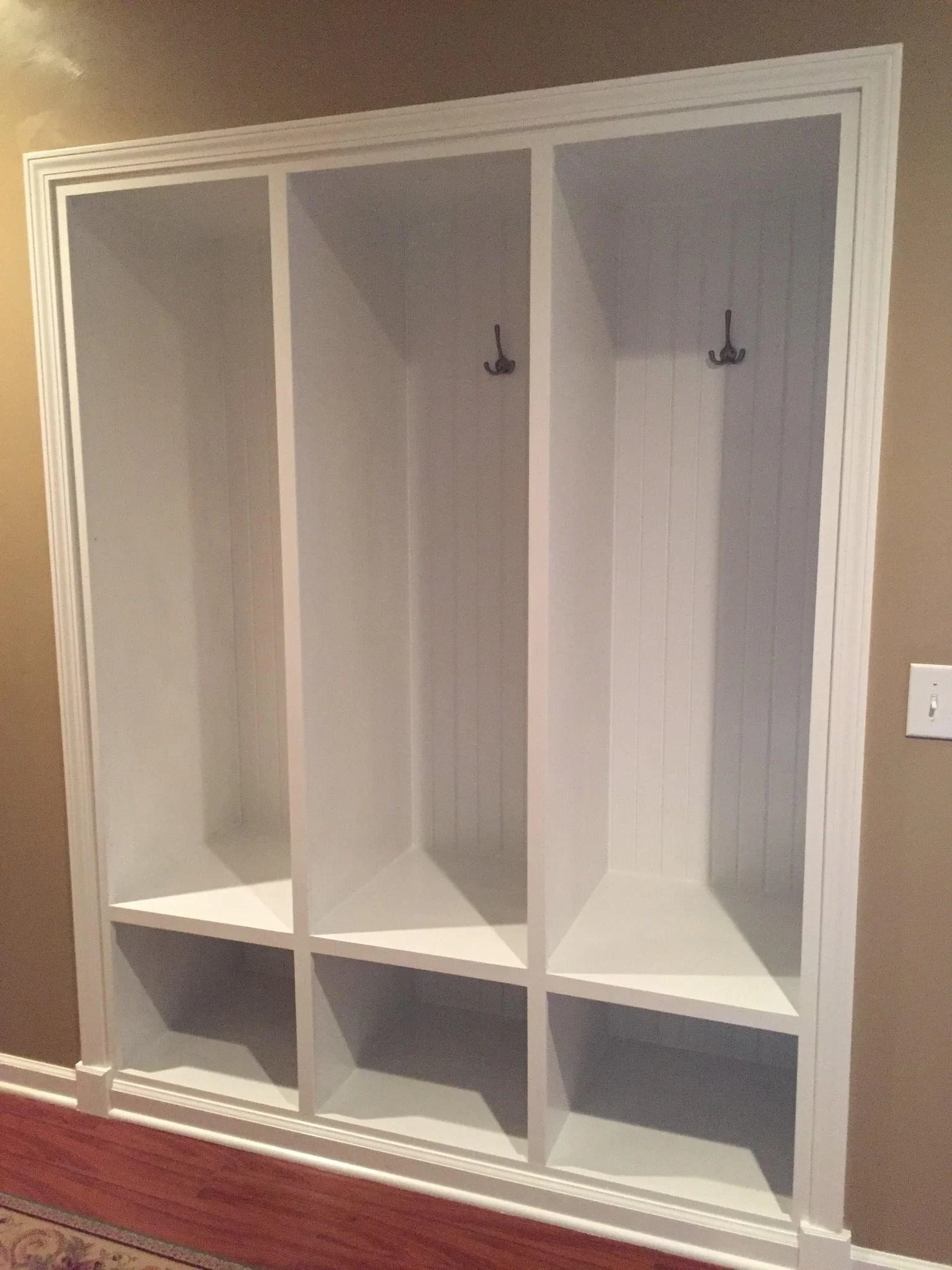 Clarks work bench-10.JPG