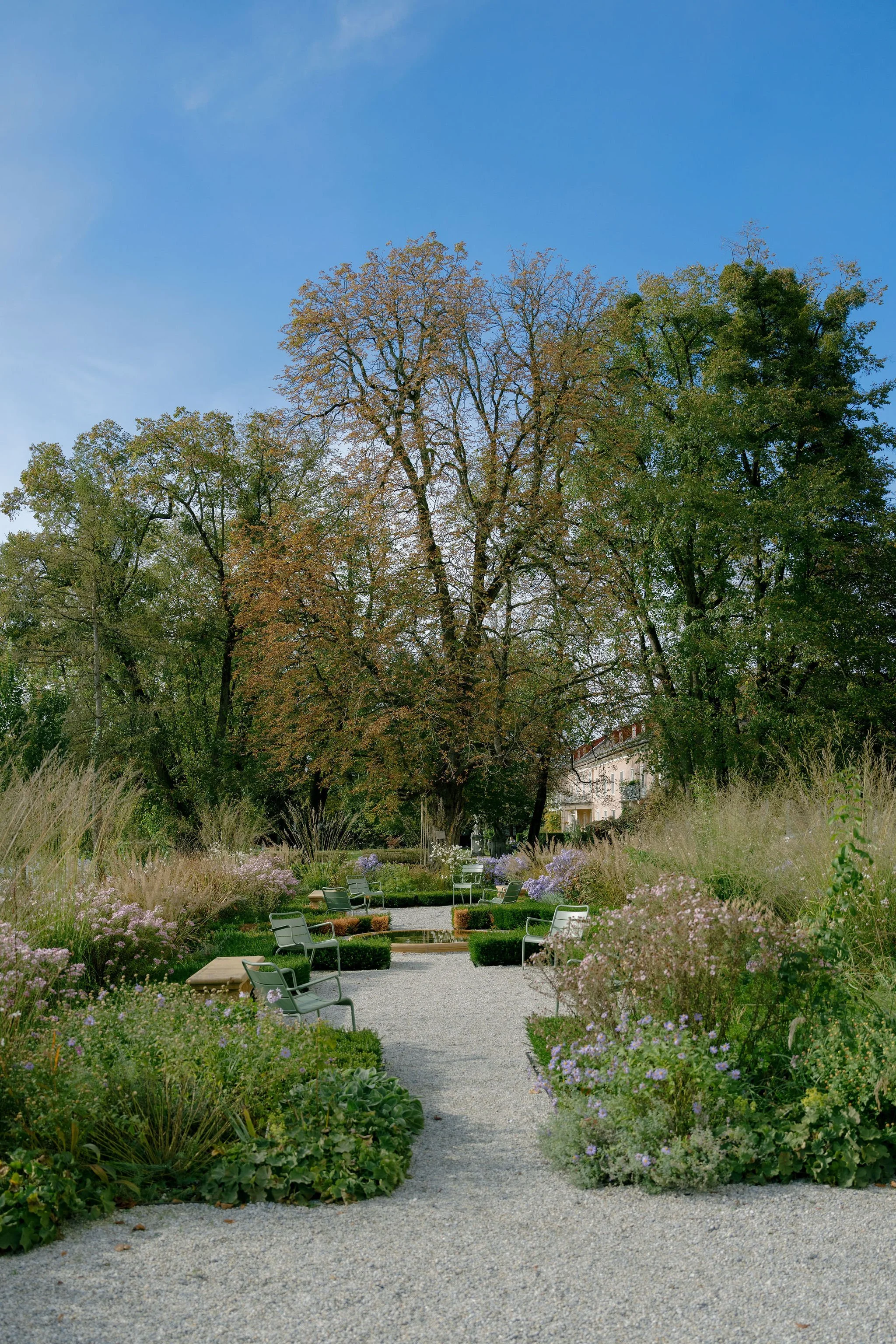  Luxury Destination wedding venue Schloss Leopoldskron gardens Fine Events Vienna planning 