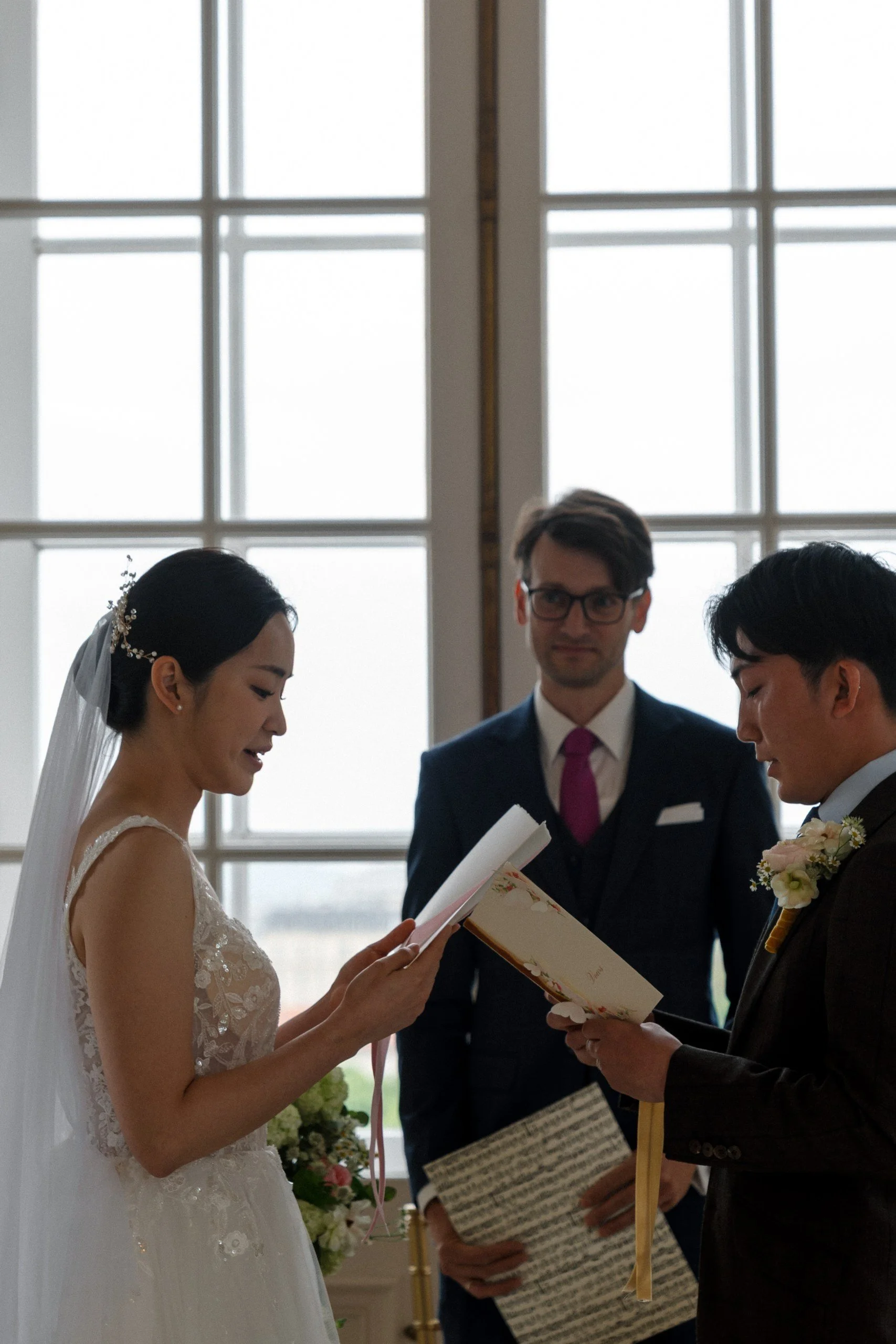Wedding vows Belvedere Palace gardens Vienna elopement Fine Events Vienna