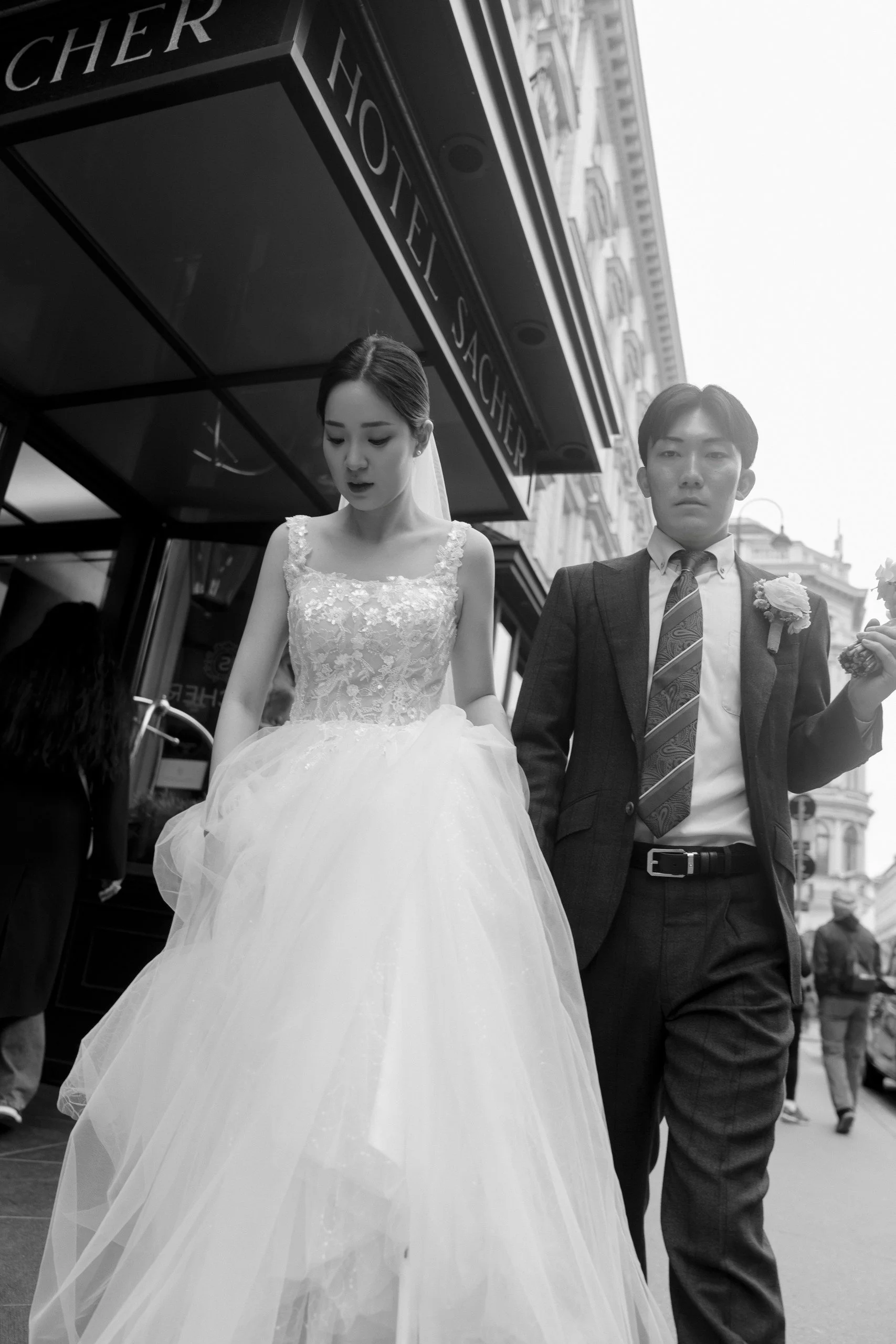 Korean Japanese couple inner city Vienna Austria Fine Events Vienna
