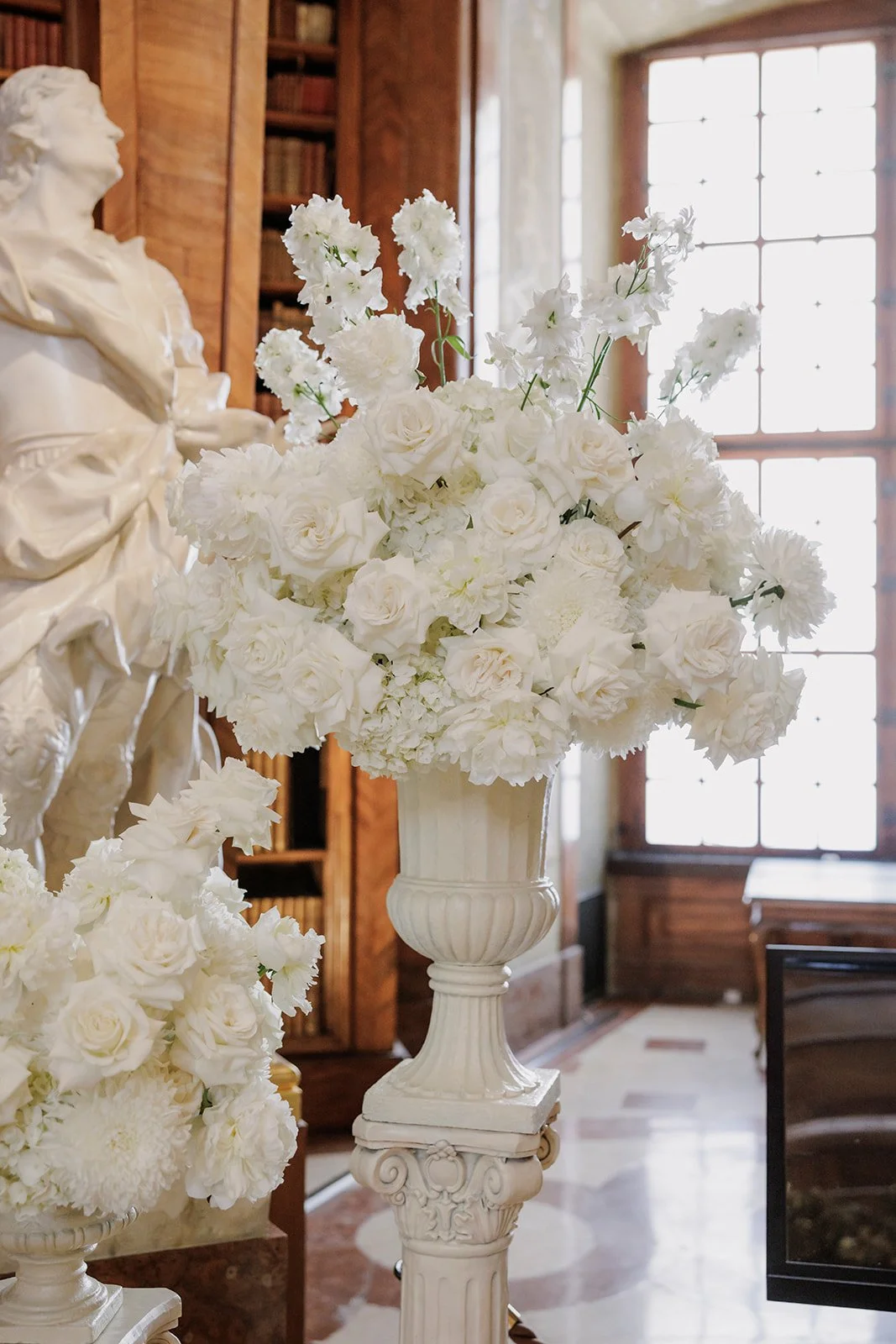 Museum wedding floral decoration Austrian National Library Vienna planning Fine Events Vienna