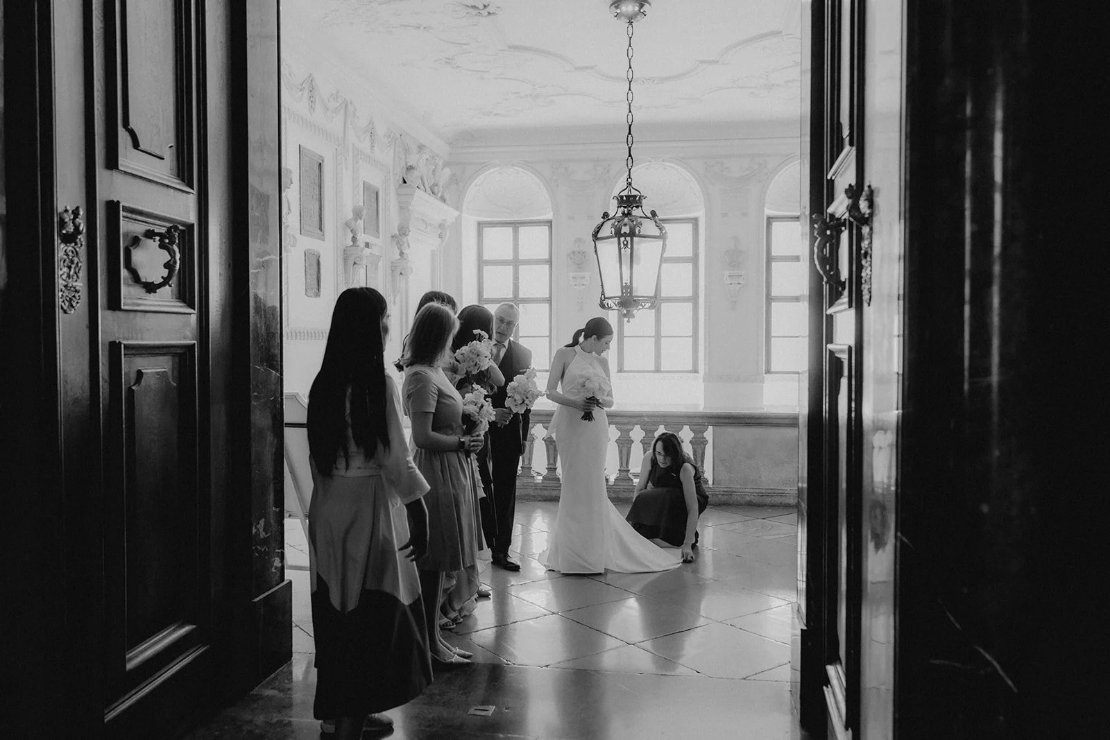 Romantic State Hall ceremony National Library Vienna wedding coordination Fine Events Vienna