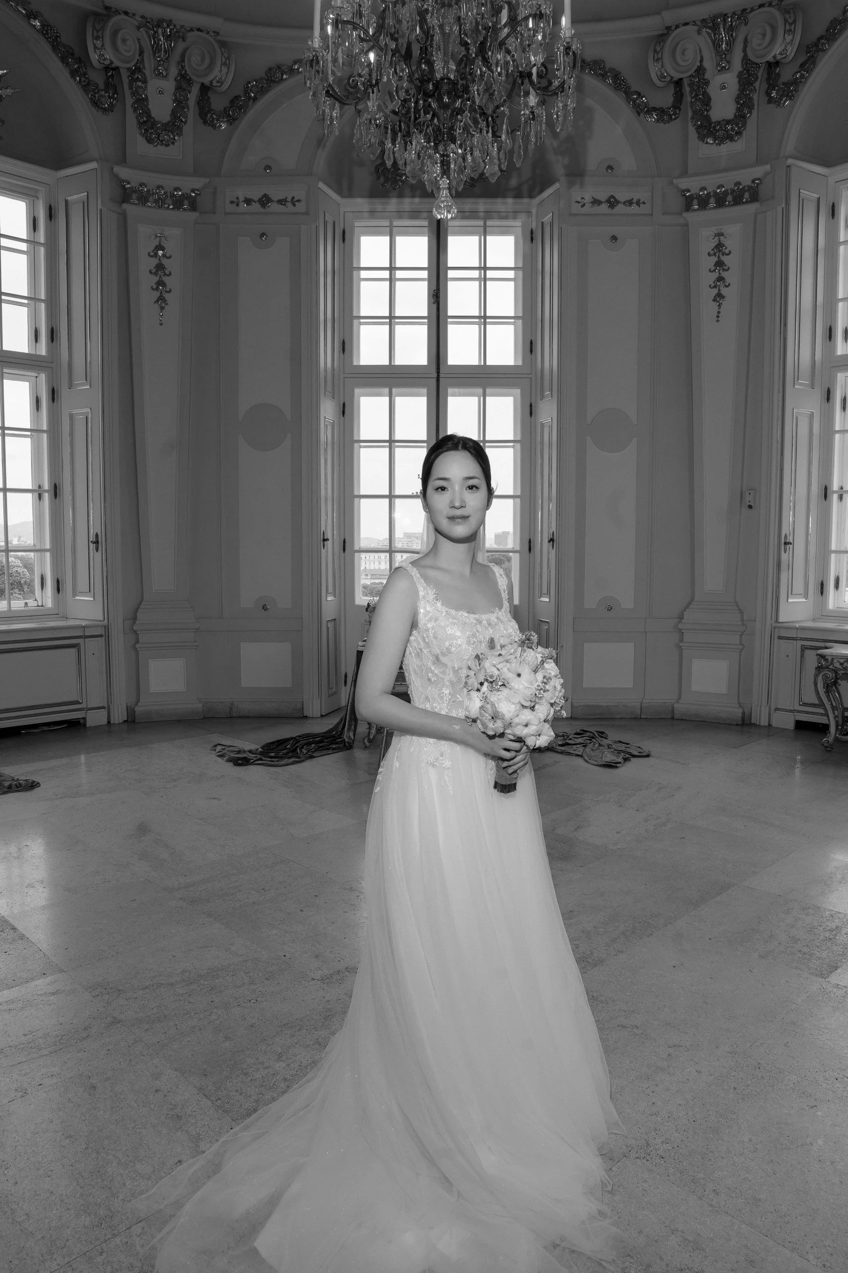 Bride portrait Belvedere Palace indoor Vienna elopement Fine Events Vienna