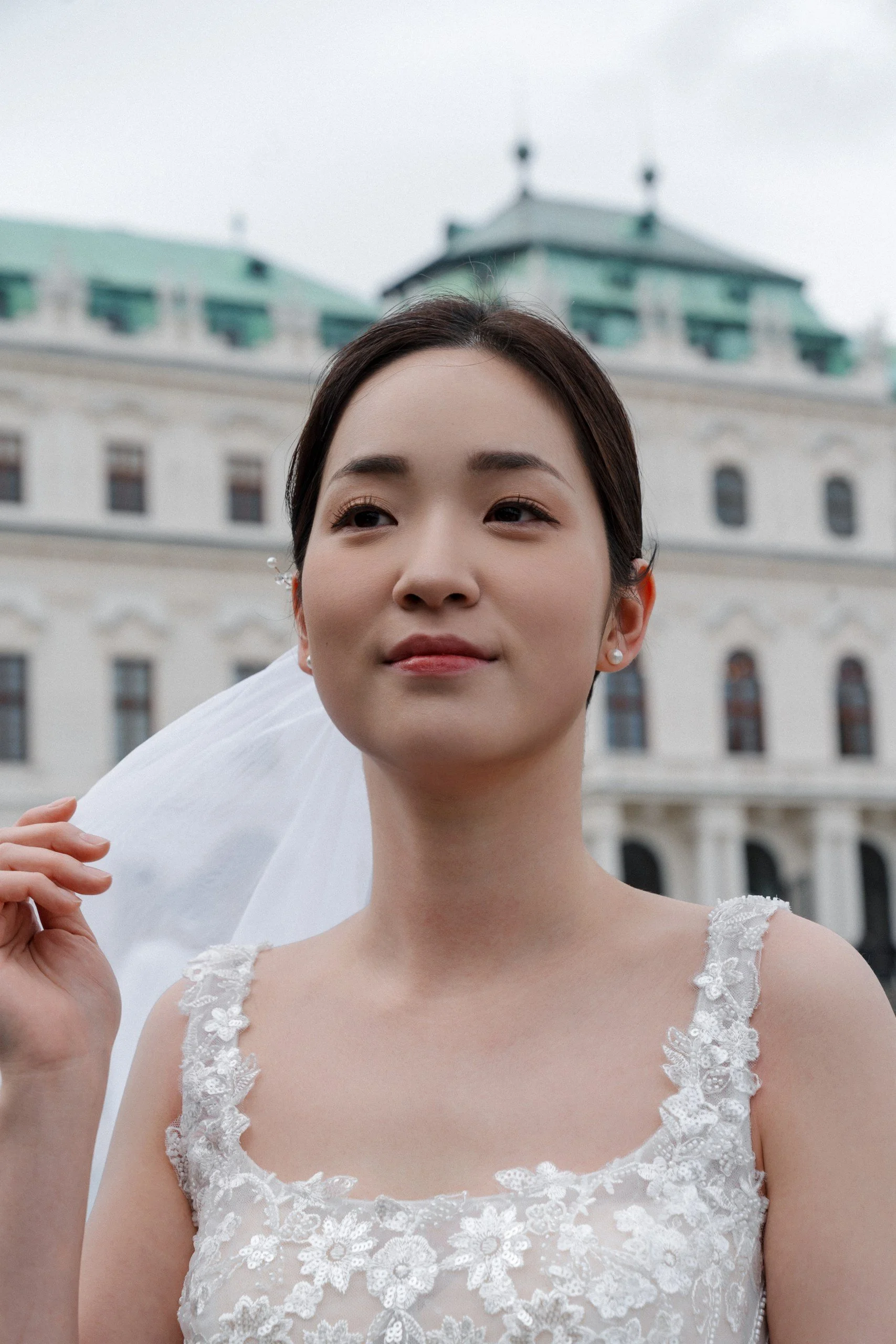 Bridal portrait Belvedere gardens Vienna wedding Fine Events Vienna