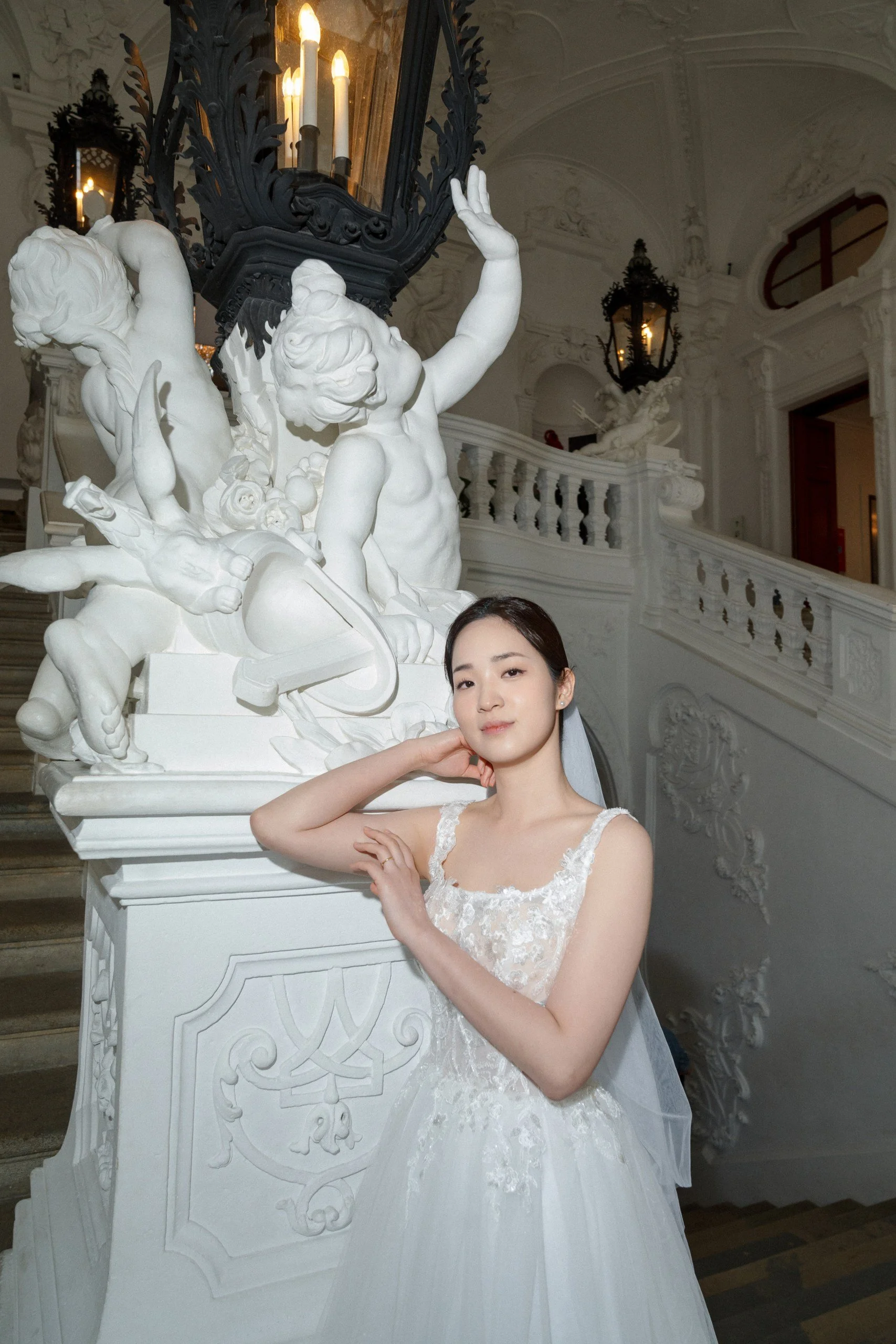 Asian bride portrait Belvedere Palace Vienna wedding Austria Fine Events Vienna
