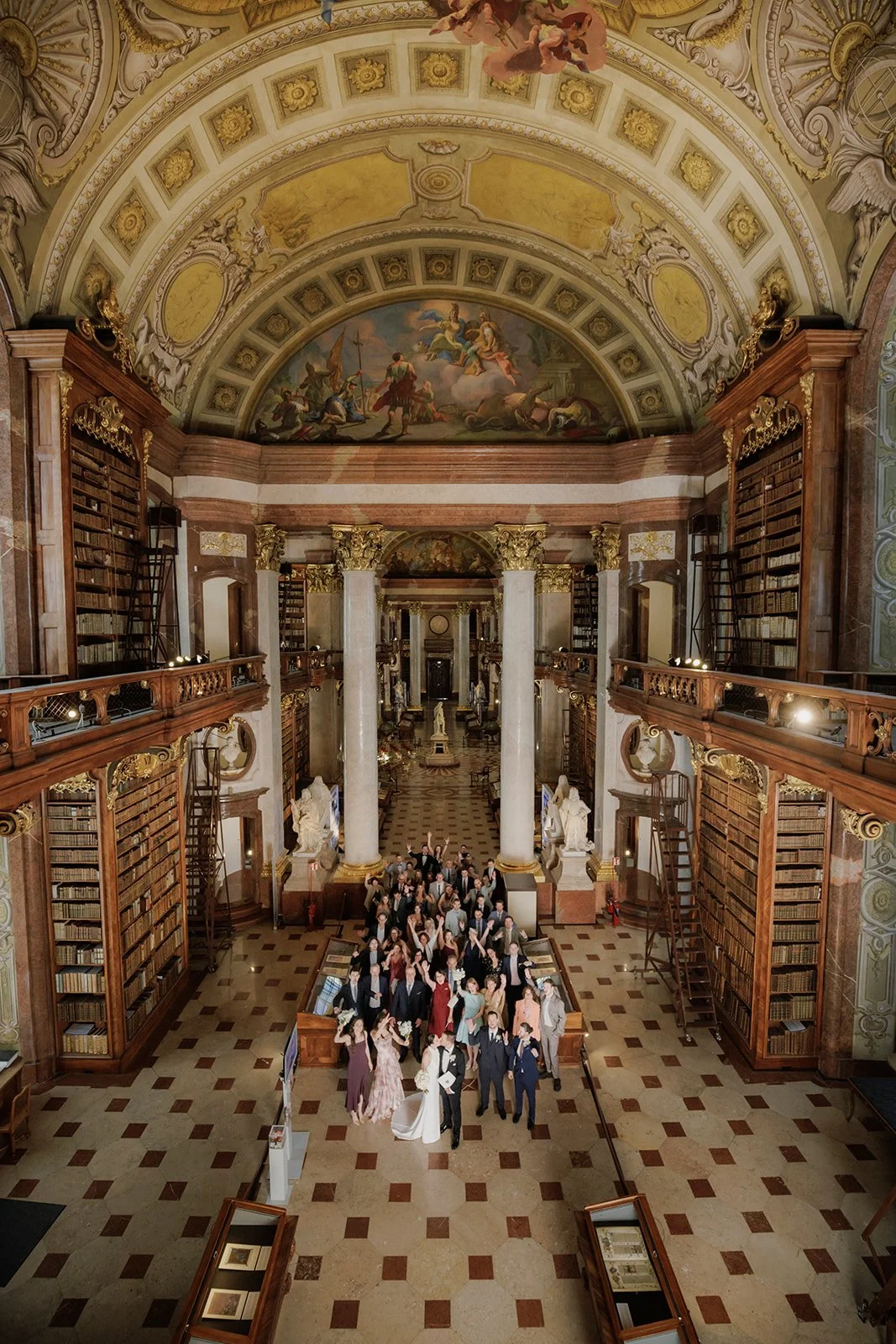 Family portraits National Library Vienna wedding coordination Fine Events Vienna
