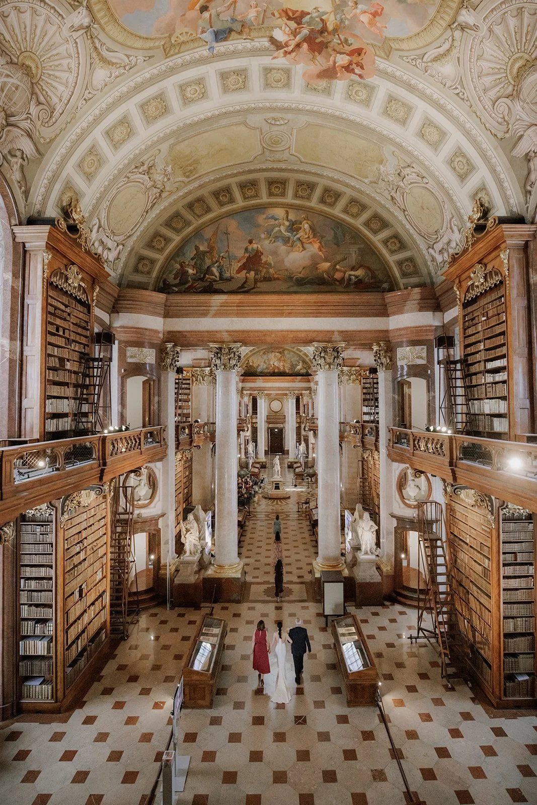 Elegant State Hall National Library Vienna wedding Austria Fine Events Vienna