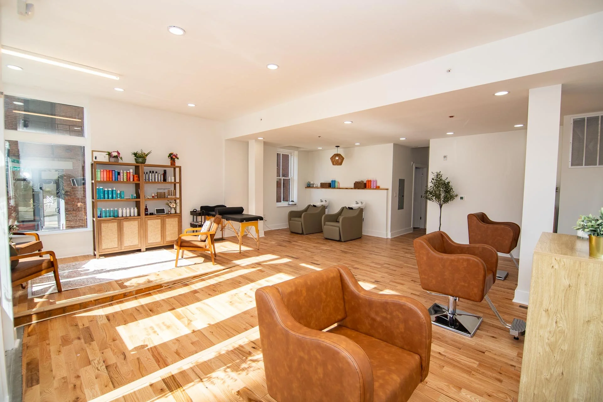 Sage Salon and Beauty Bar