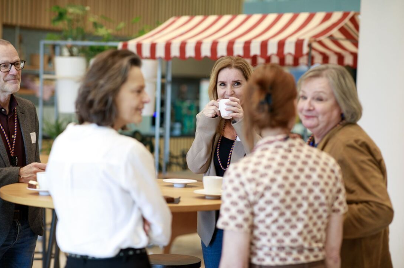 Mensen die van alles doen in een wijk en iedereen kennen; die moet je hebben