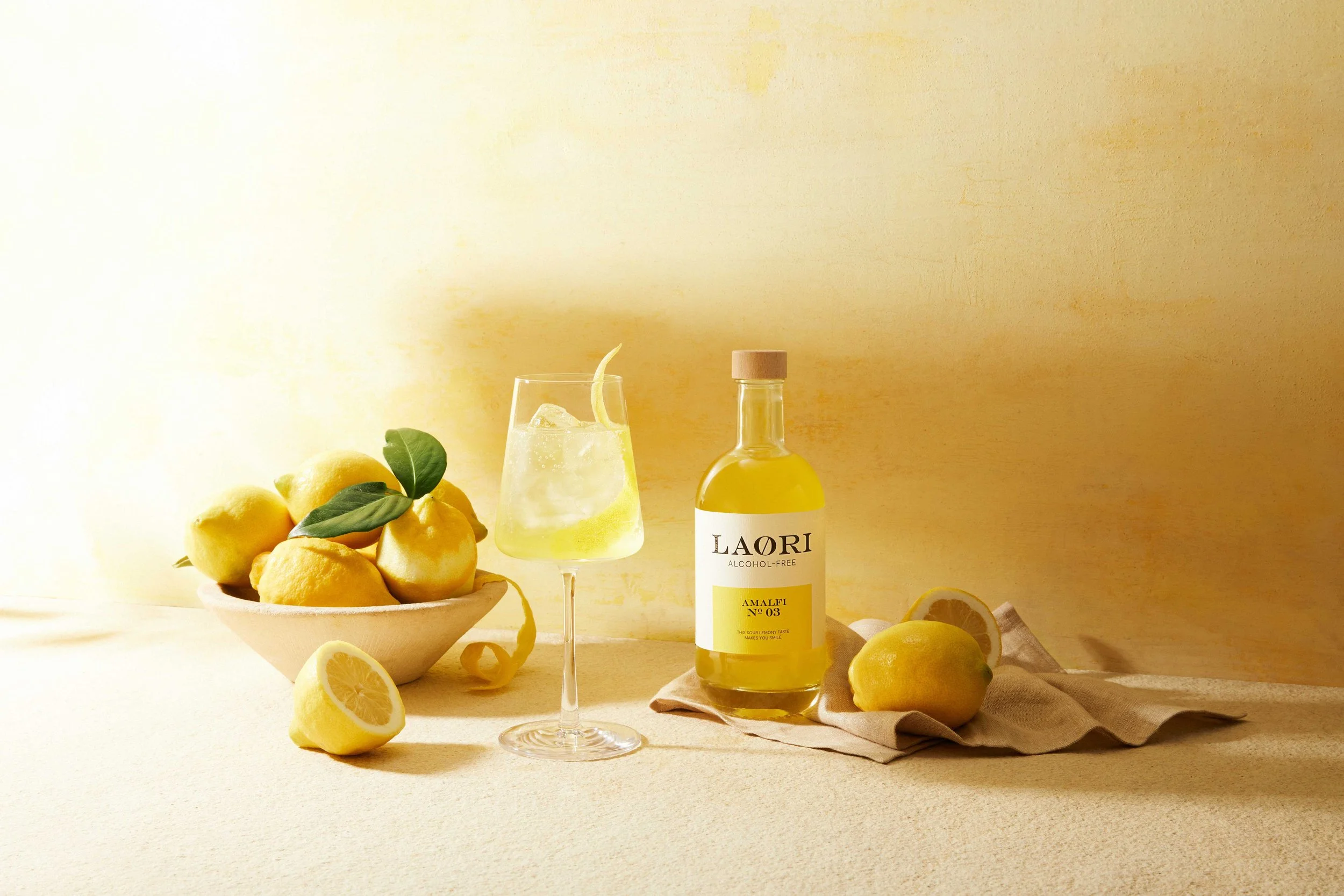 Laori Amalfi No. 03 alcohol-free limoncello aperitif bottle