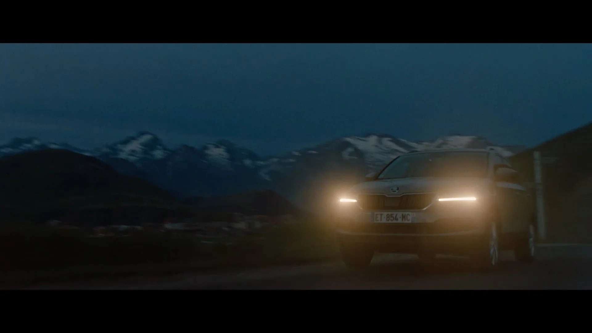 Skoda 2.00_00_08_00.Still002.jpg