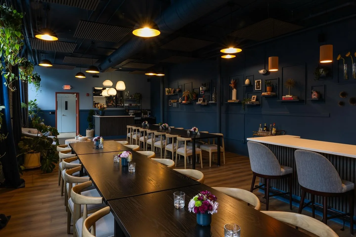 Looking to book a holiday party with us? Send an email to Isla.cmh.614@gmail.com
We would love to have you as our guests!