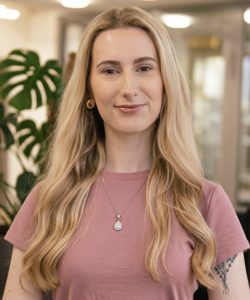 Laura Breakwell | Marketing
